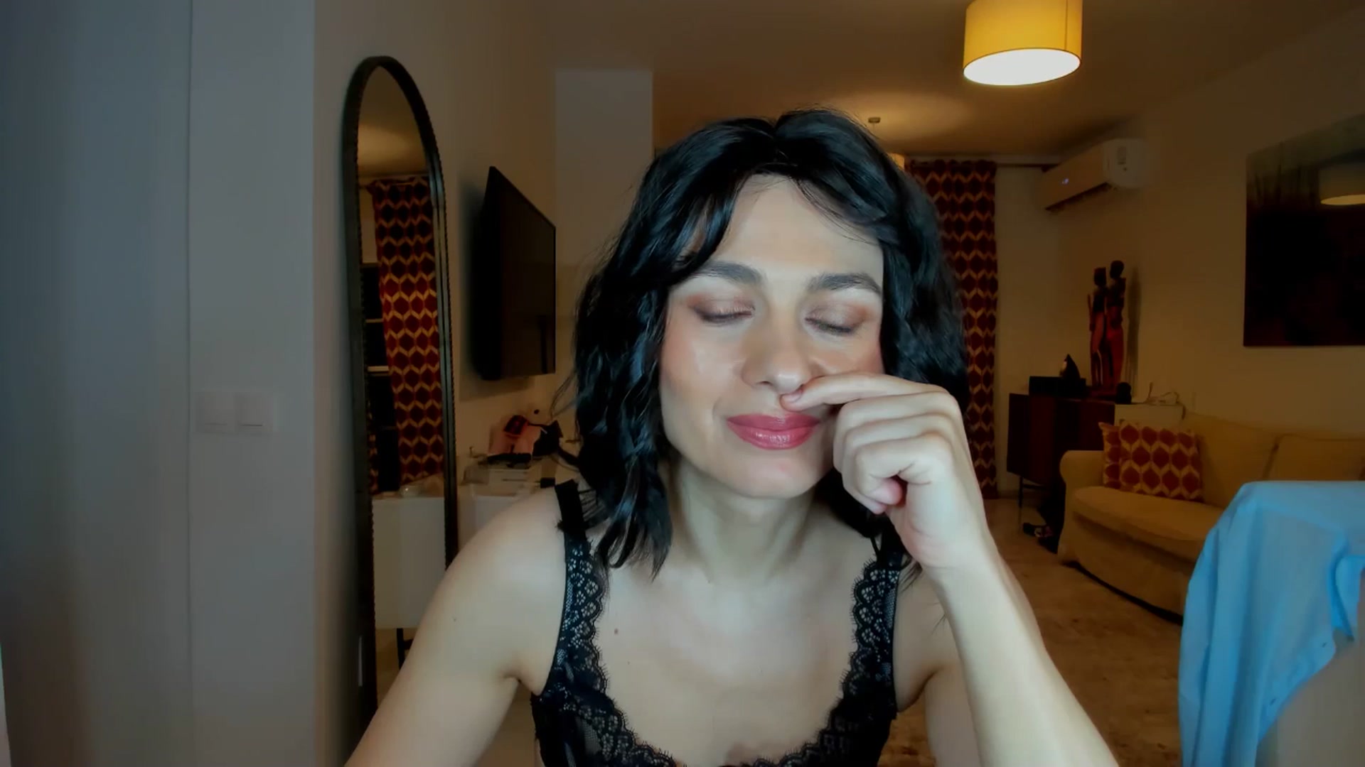 Gallery image thumbnail from KateMirage's myfreecams stream on, 02/11/2026, 24:20 image 13 of 20