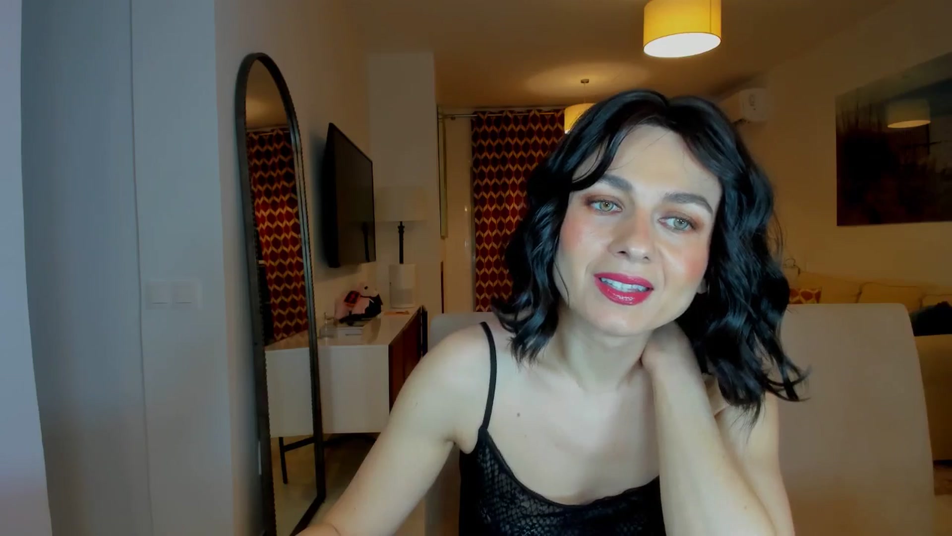 Gallery image thumbnail from KateMirage's myfreecams stream on, 02/14/2026, 24:41 image 2 of 20