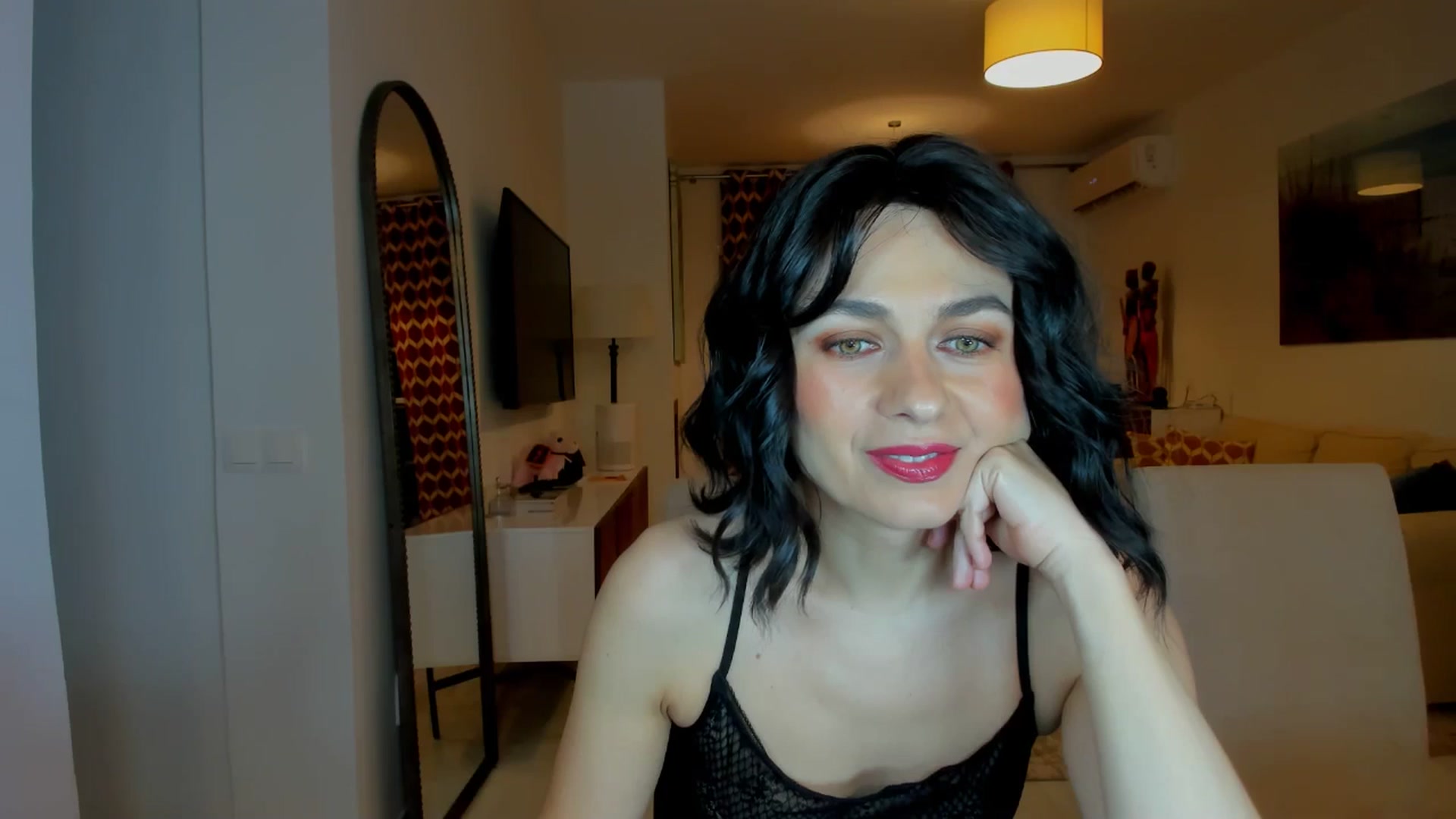 Gallery image thumbnail from KateMirage's myfreecams stream on, 02/14/2026, 24:41 image 5 of 20