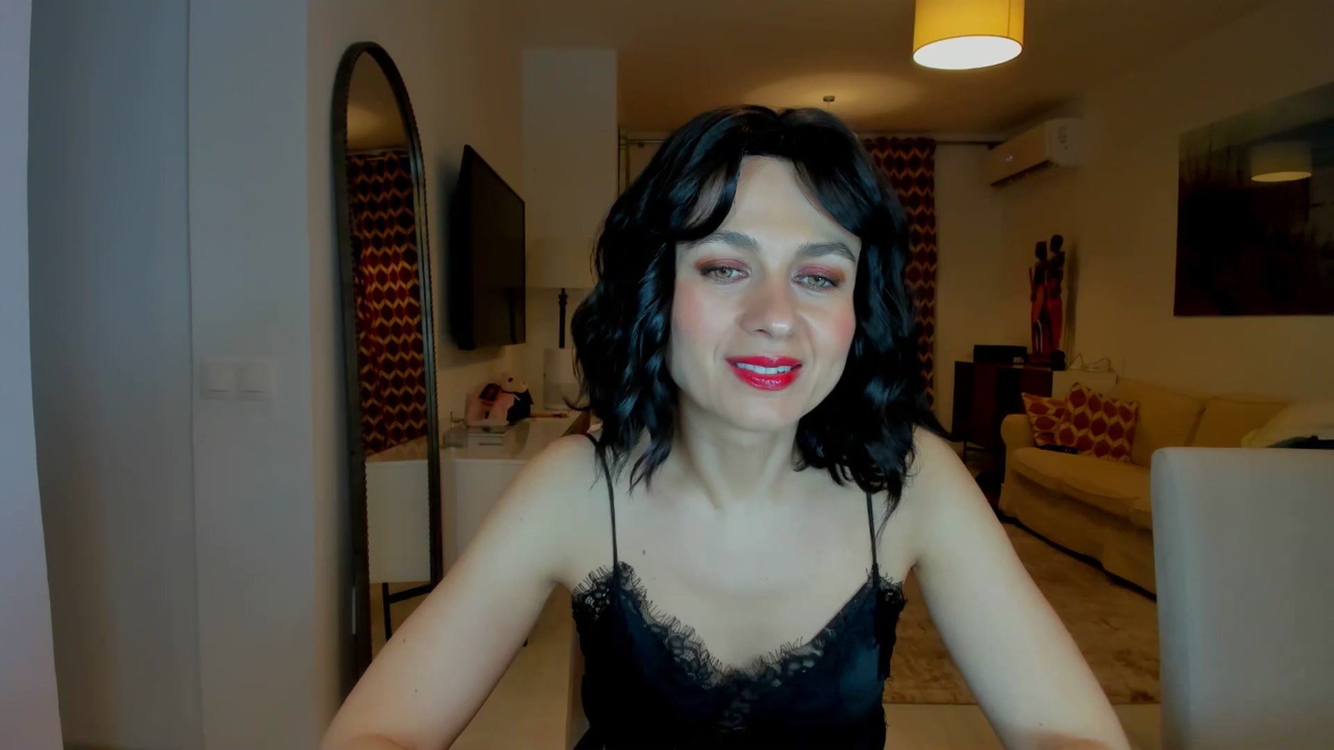 Gallery image thumbnail from KateMirage's myfreecams stream on, 02/14/2026, 20:38 image 10 of 20