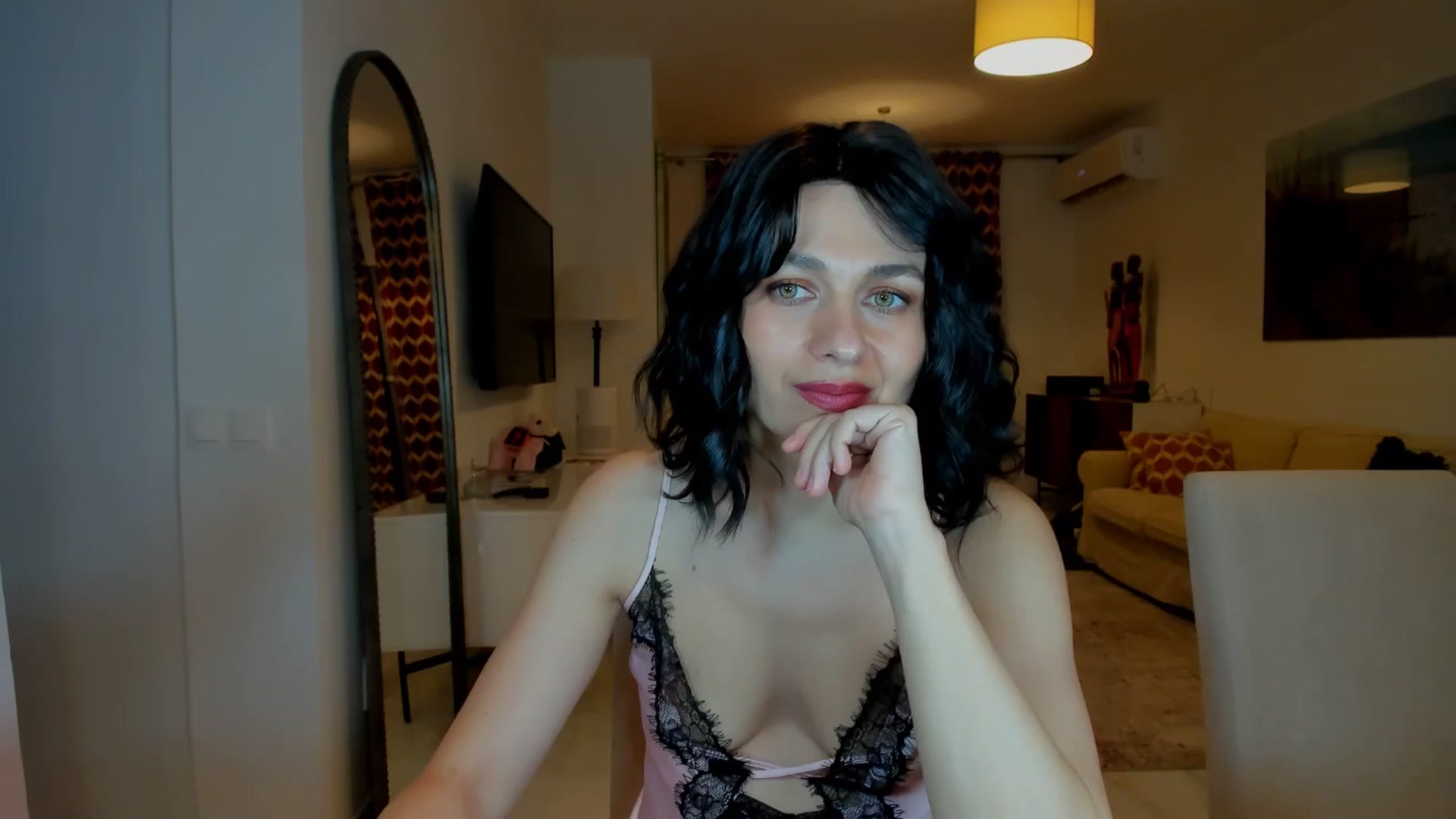 Gallery image thumbnail from KateMirage's myfreecams stream on, 02/16/2026, 24:01 image 15 of 20