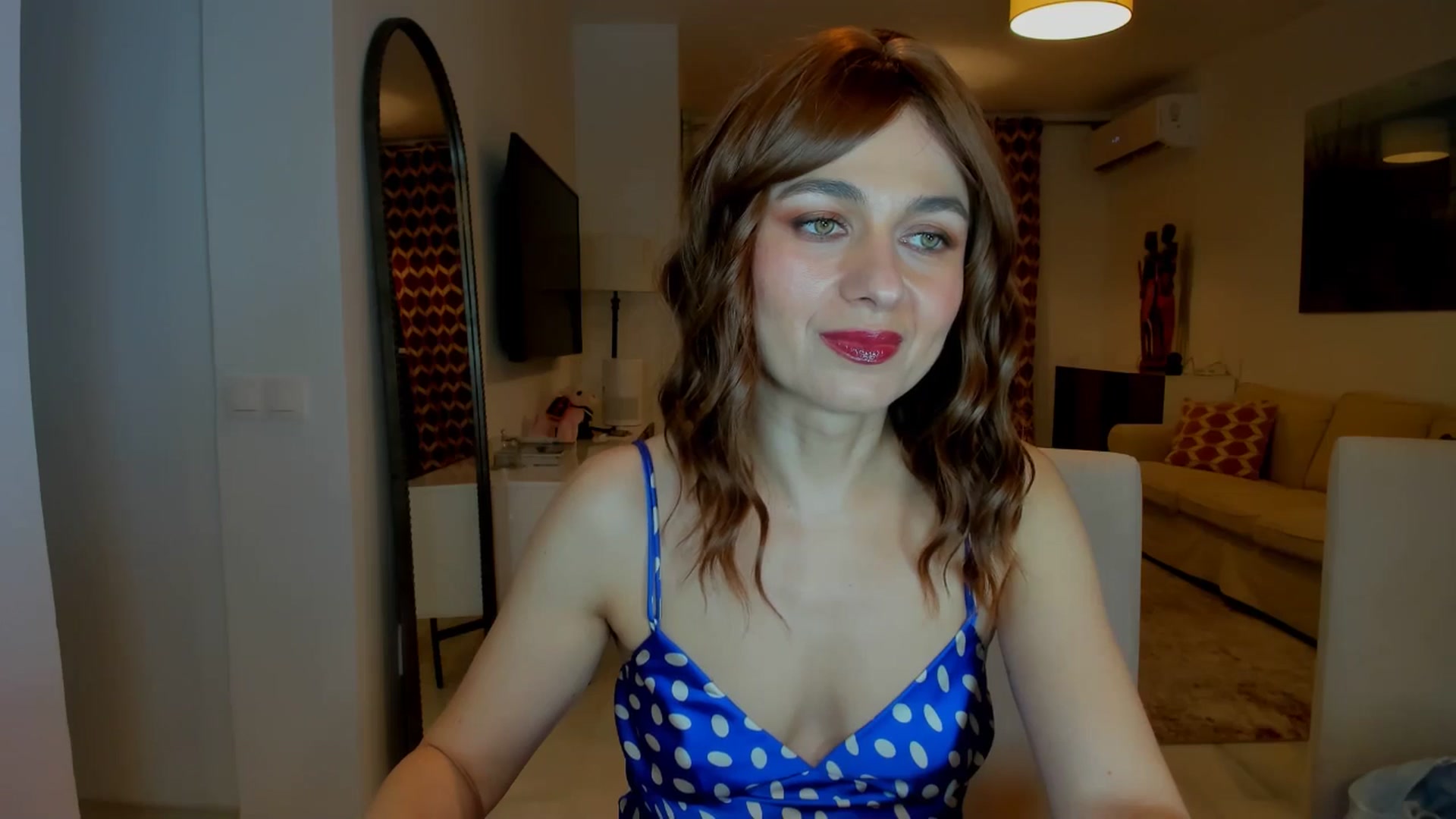 Gallery image thumbnail from KateMirage's myfreecams stream on, 02/18/2026, 20:14 image 11 of 20