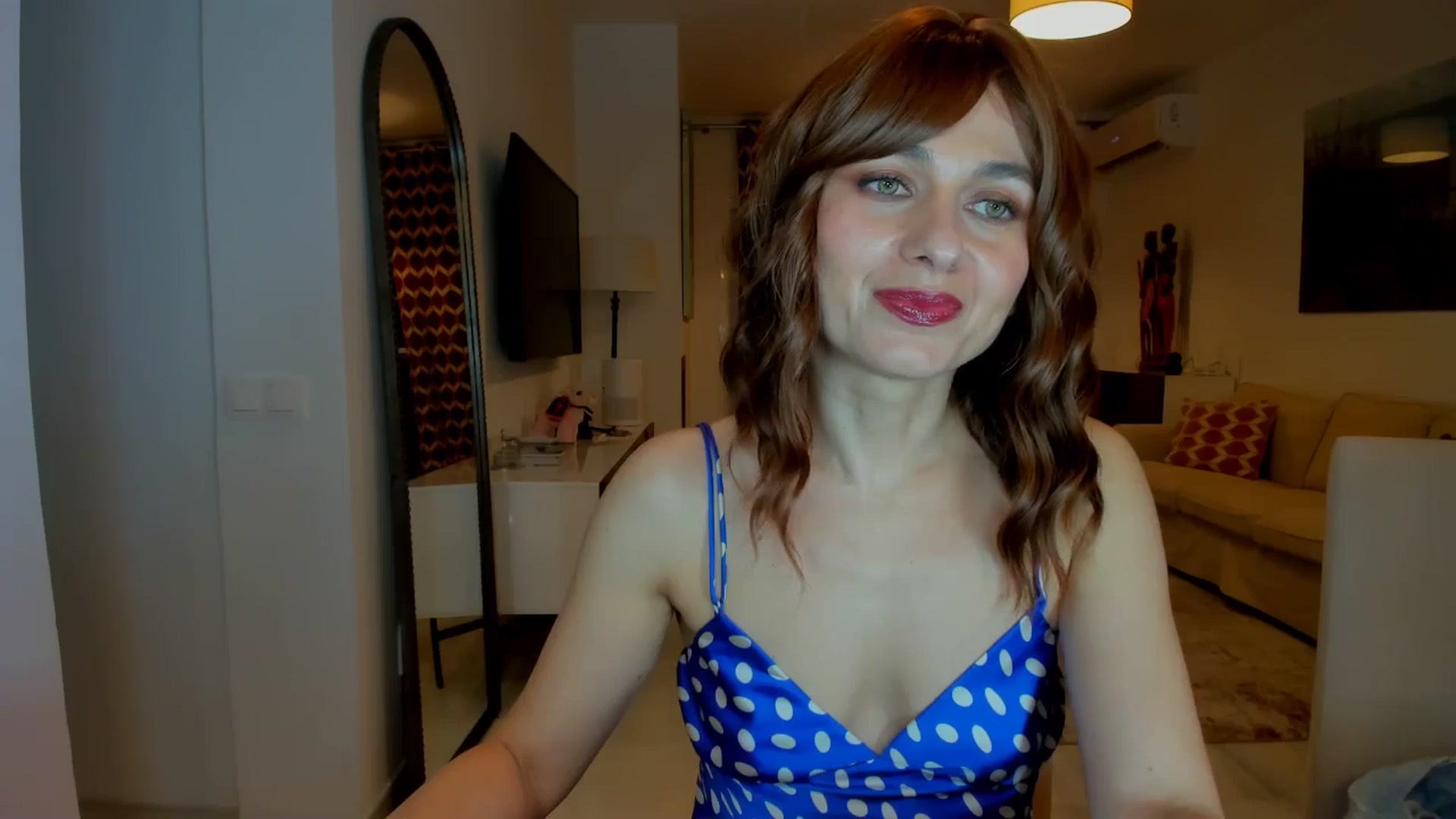 Gallery image thumbnail from KateMirage's myfreecams stream on, 02/18/2026, 23:28 image 6 of 20