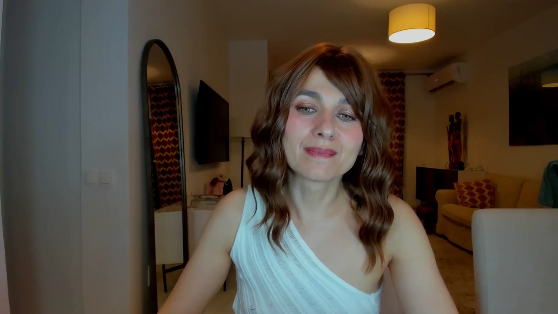 Gallery image thumbnail from KateMirage's myfreecams stream on, 03/15/2026, 24:32 image 18 of 20