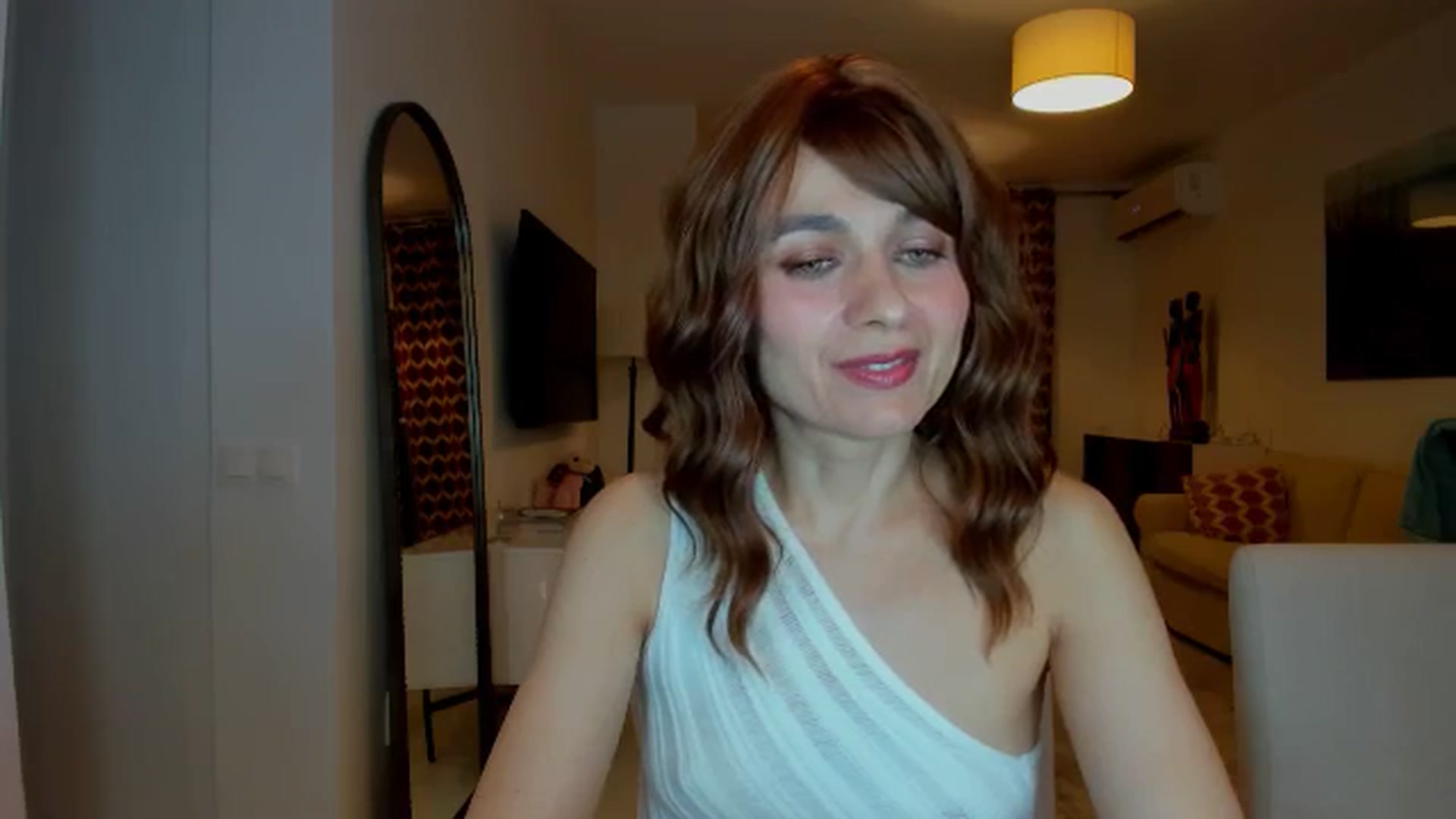 Gallery image thumbnail from KateMirage's myfreecams stream on, 03/15/2026, 24:32 image 10 of 20