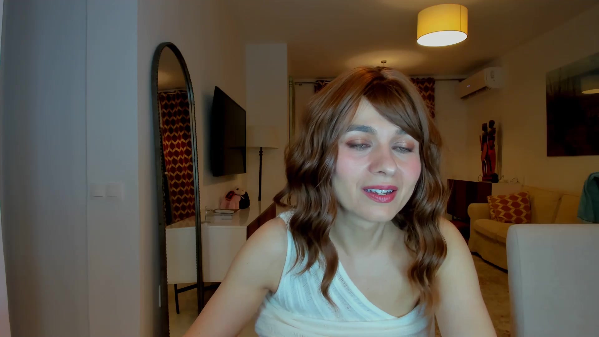 Gallery image thumbnail from KateMirage's myfreecams stream on, 03/15/2026, 24:32 image 13 of 20
