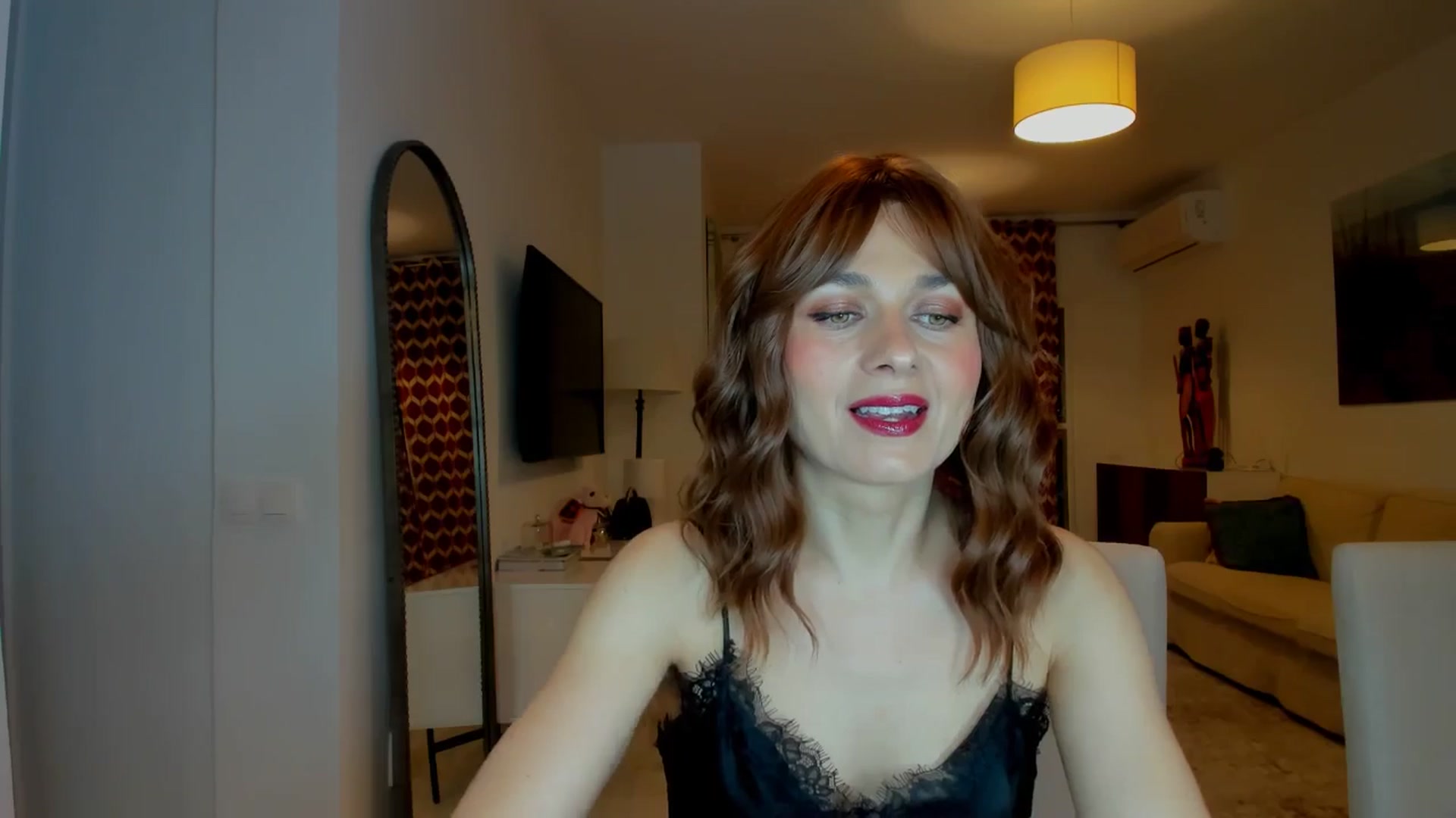 Gallery image thumbnail from KateMirage's myfreecams stream on, 04/12/2026, 19:26 image 15 of 20