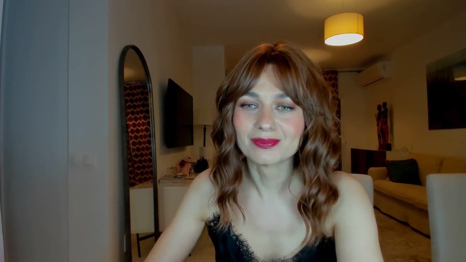 Gallery image thumbnail from KateMirage's myfreecams stream on, 04/12/2026, 19:26 image 18 of 20