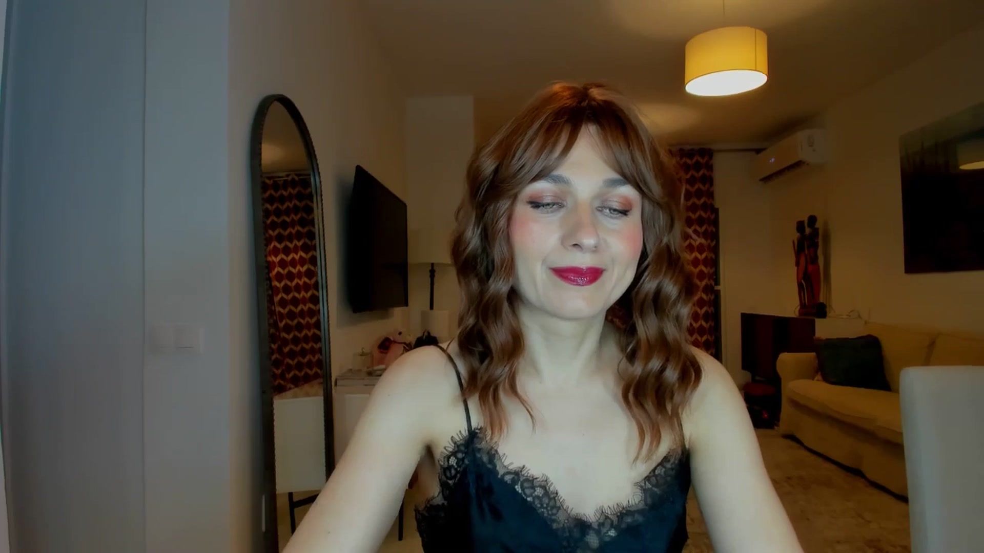 Gallery image thumbnail from KateMirage's myfreecams stream on, 04/12/2026, 20:37 image 10 of 20