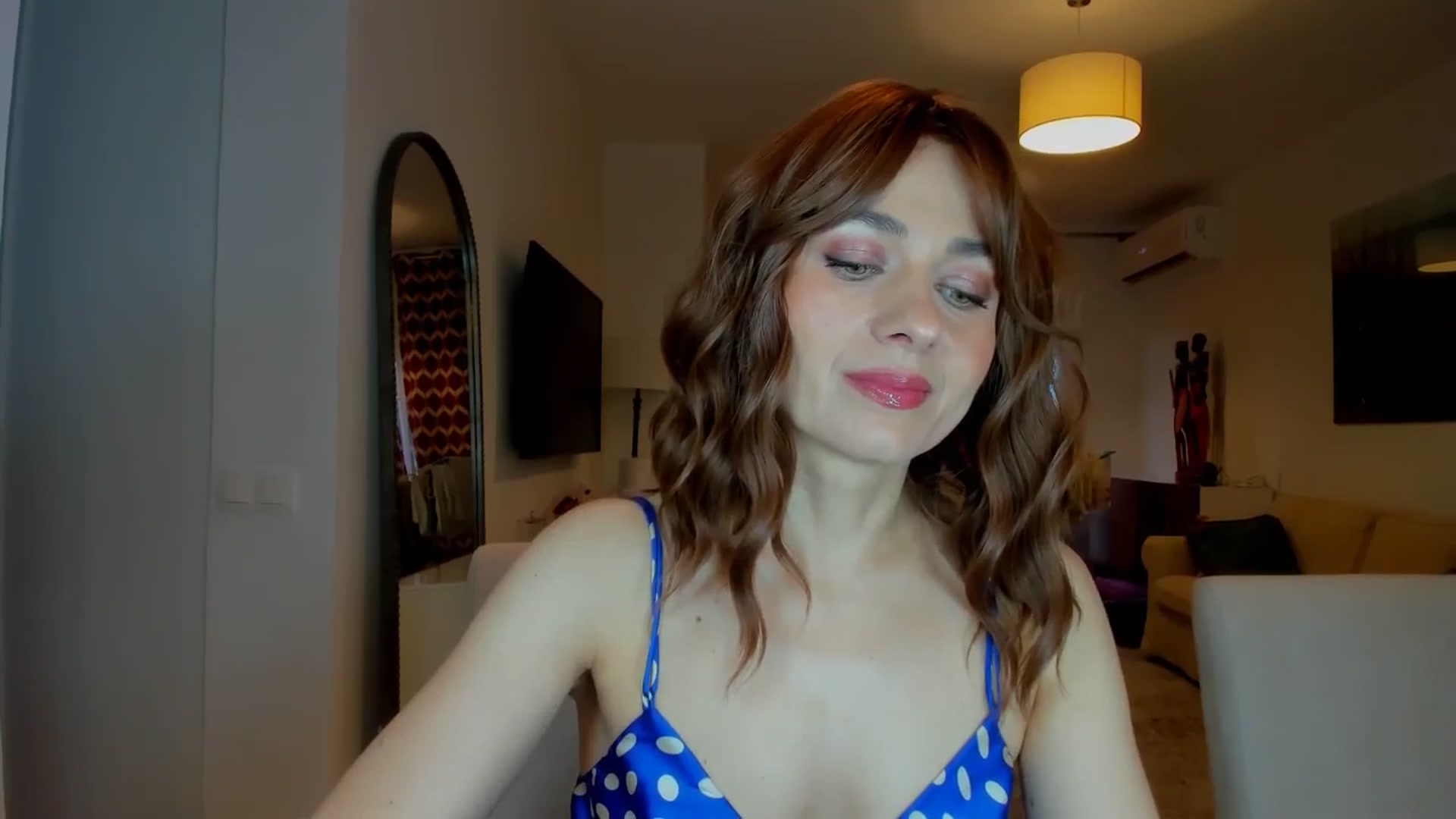 Gallery image thumbnail from KateMirage's myfreecams stream on, 04/13/2026, 18:35 image 20 of 20