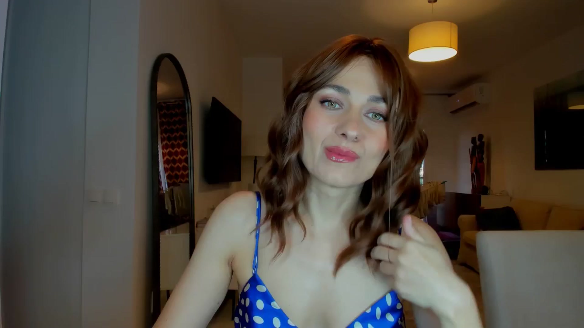 Gallery image thumbnail from KateMirage's myfreecams stream on, 04/13/2026, 18:35 image 1 of 20