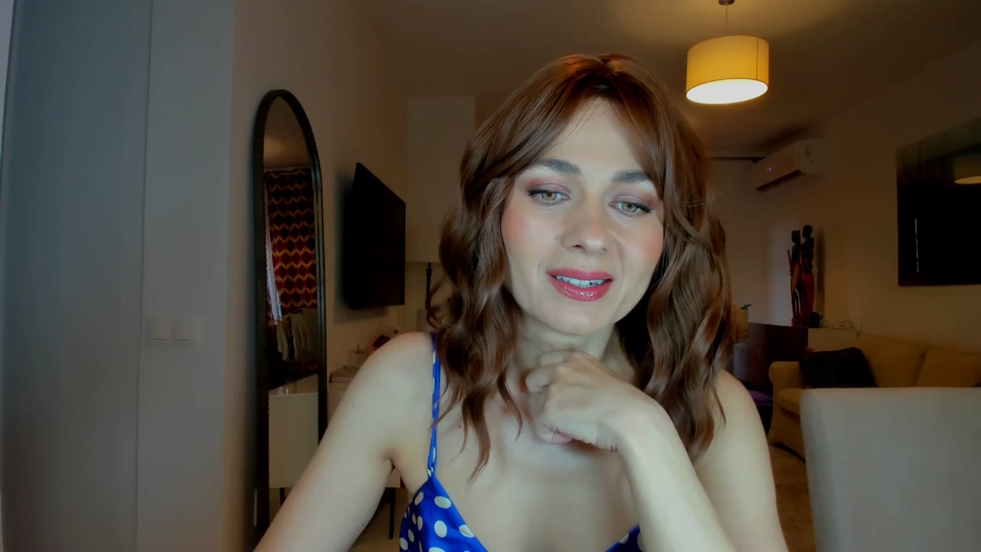 Gallery image thumbnail from KateMirage's myfreecams stream on, 04/13/2026, 18:35 image 3 of 20