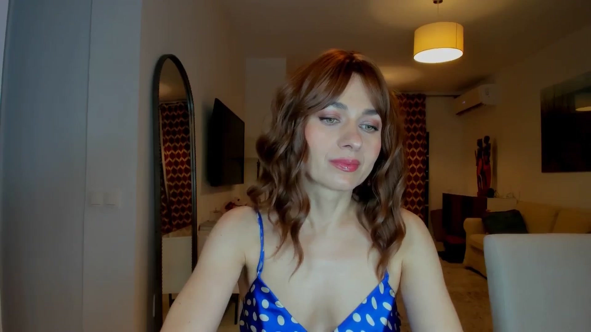 Gallery image thumbnail from KateMirage's myfreecams stream on, 04/13/2026, 22:12 image 9 of 20