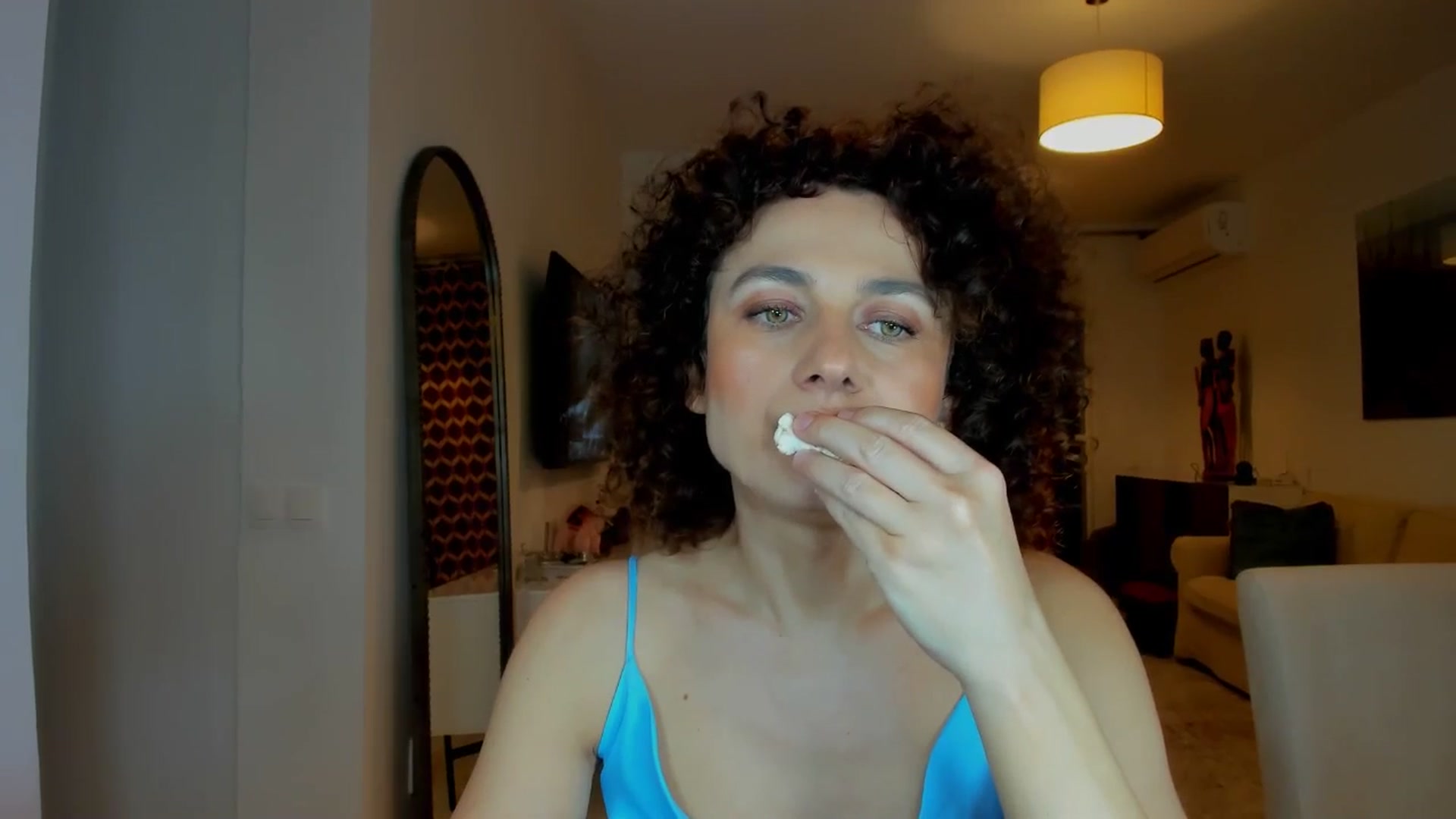 Gallery image thumbnail from KateMirage's myfreecams stream on, 04/25/2026, 20:44 image 10 of 20