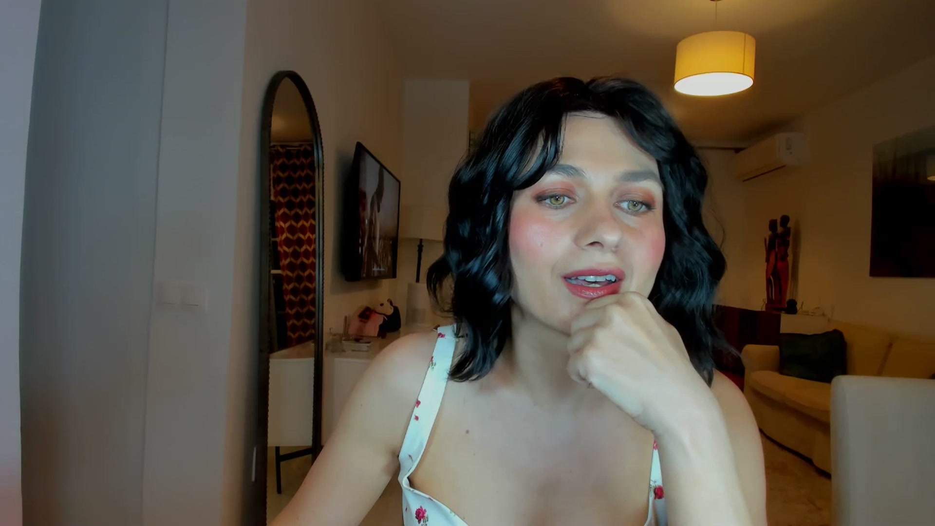 Gallery image thumbnail from KateMirage's myfreecams stream on, 04/27/2026, 21:46 image 12 of 20