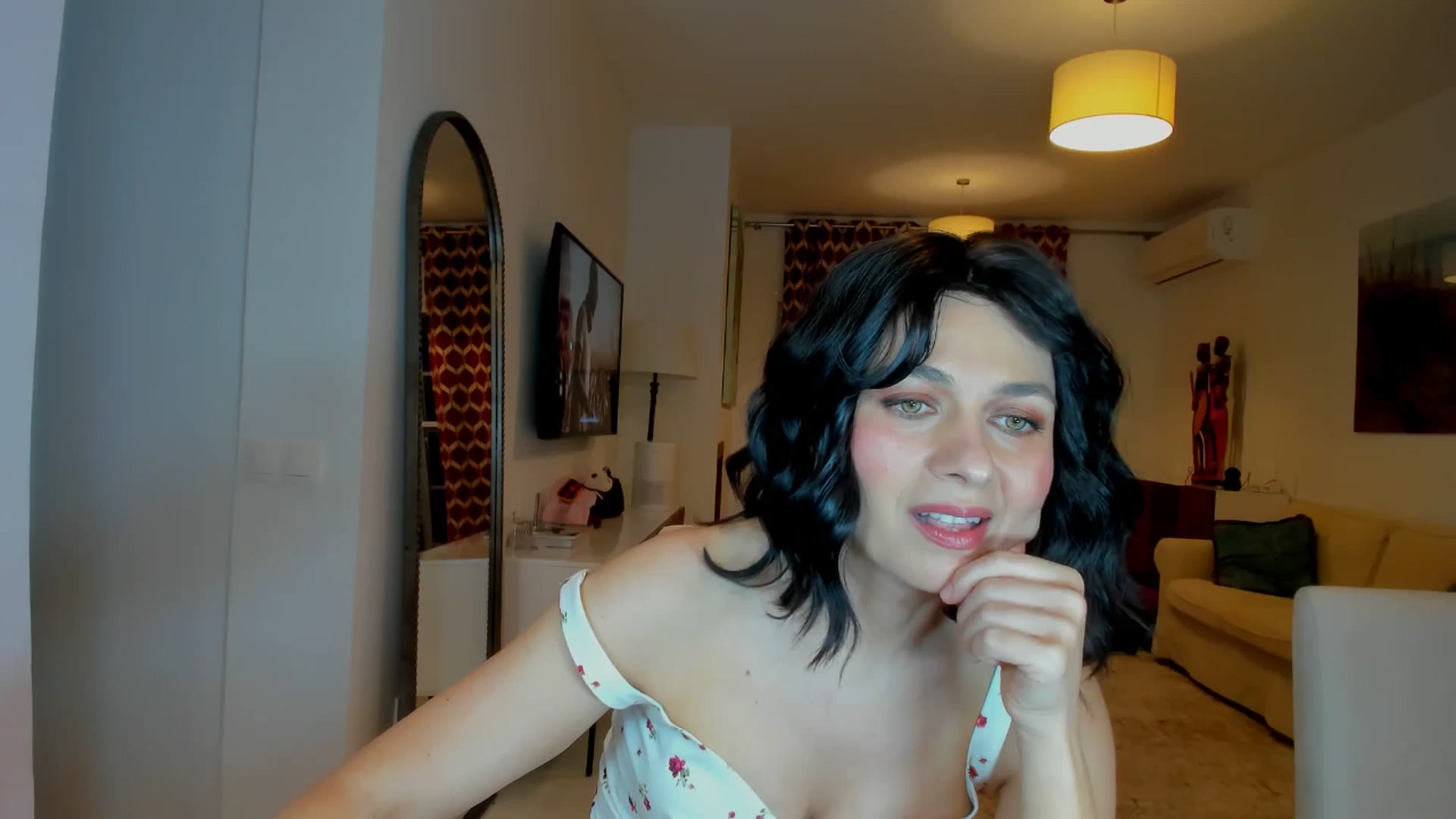 Gallery image thumbnail from KateMirage's myfreecams stream on, 04/27/2026, 21:46 image 16 of 20