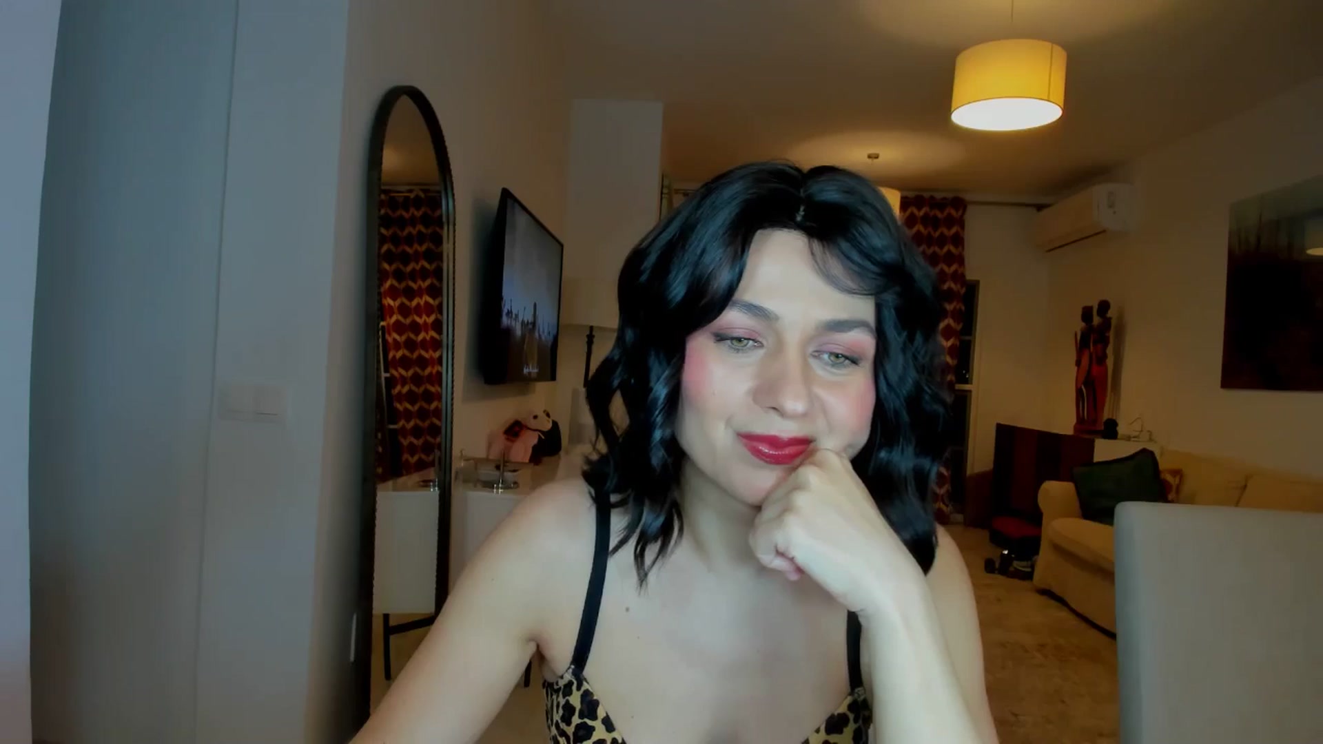 Gallery image thumbnail from KateMirage's myfreecams stream on, 04/29/2026, 19:42 image 14 of 20