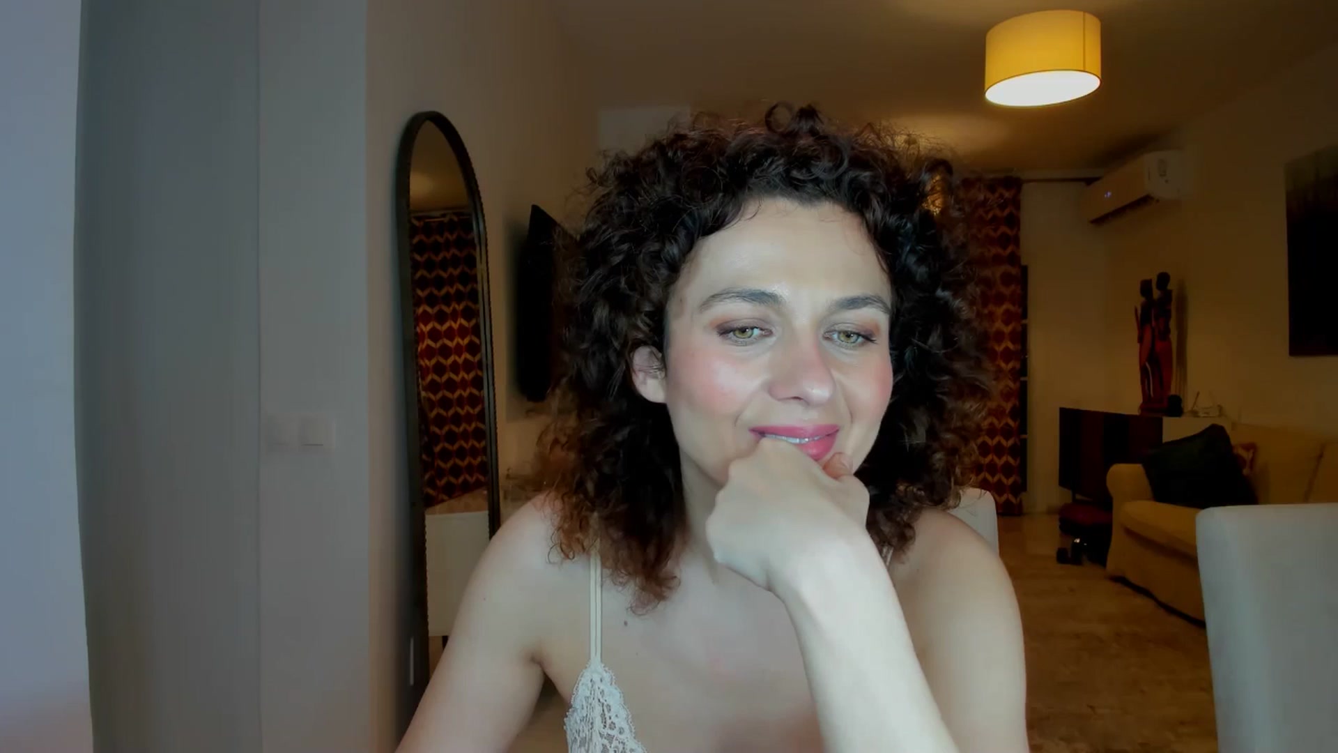 Gallery image thumbnail from KateMirage's myfreecams stream on, 05/03/2026, 24:12 image 12 of 20