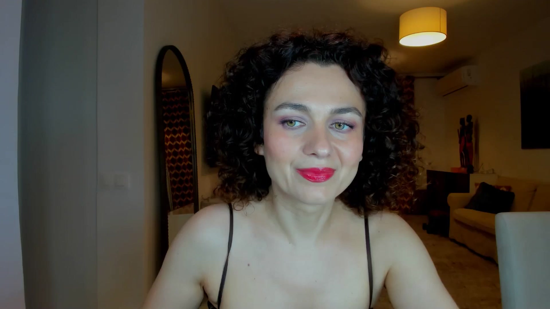 Gallery image thumbnail from KateMirage's myfreecams stream on, 05/08/2026, 20:32 image 1 of 20