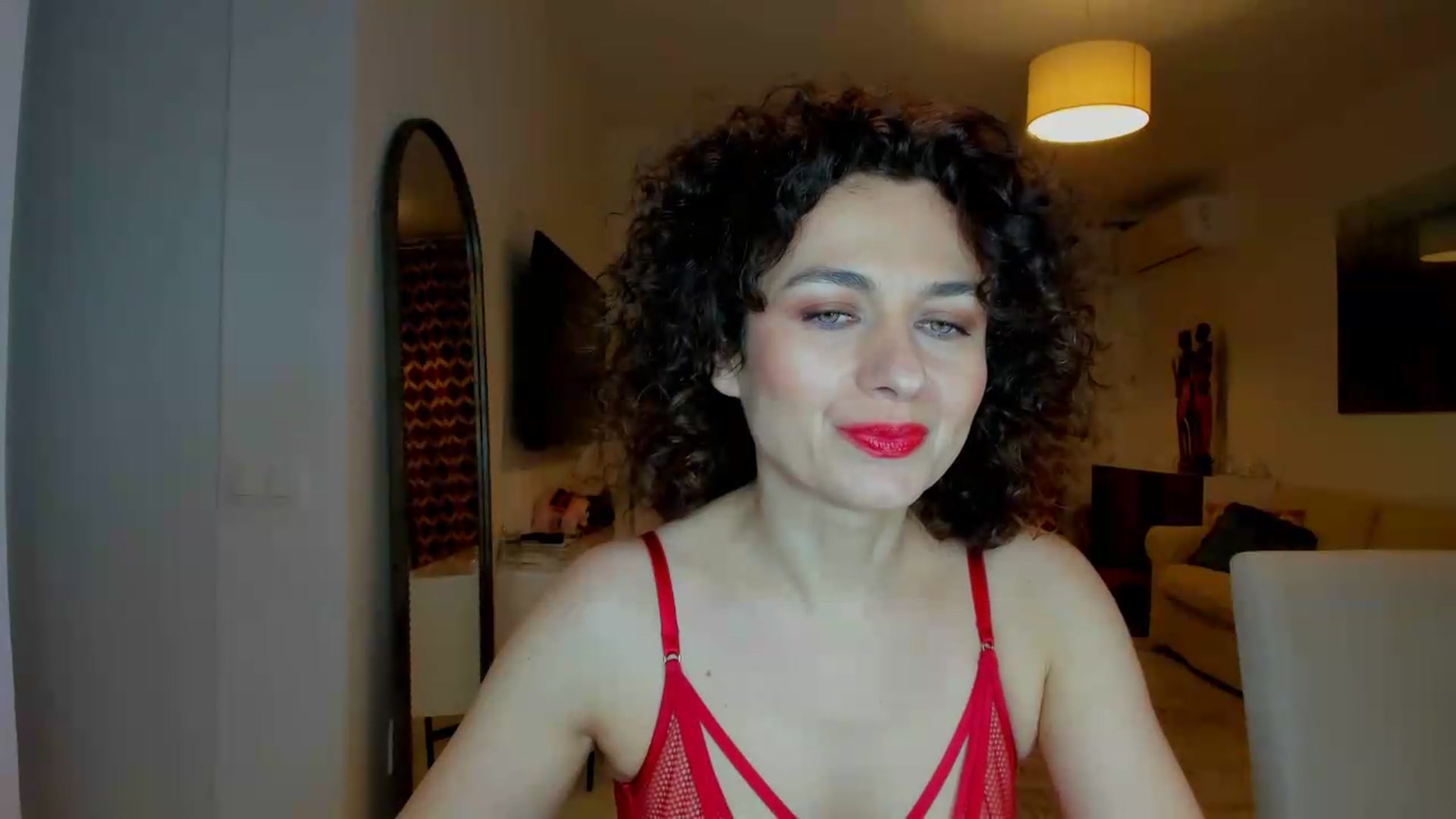 Gallery image thumbnail from KateMirage's myfreecams stream on, 05/12/2026, 20:45 image 19 of 20