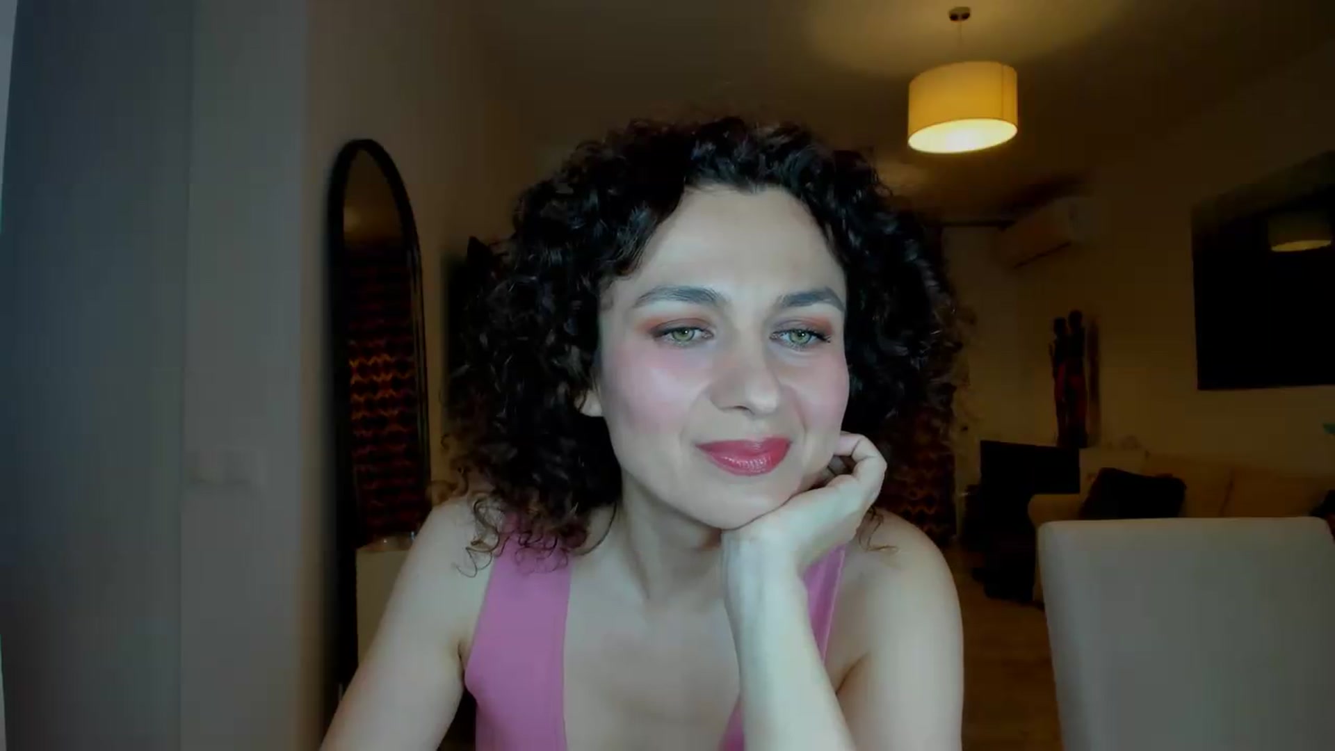 Gallery image thumbnail from KateMirage's myfreecams stream on, 05/15/2026, 20:33 image 16 of 20
