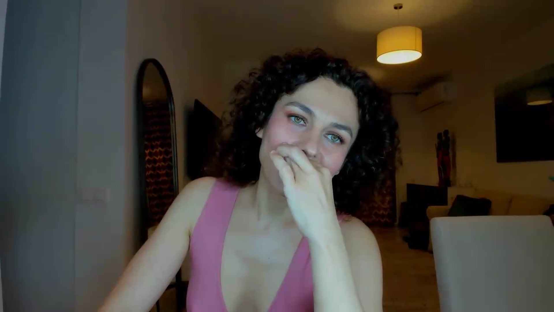 Gallery image thumbnail from KateMirage's myfreecams stream on, 05/15/2026, 20:33 image 14 of 20