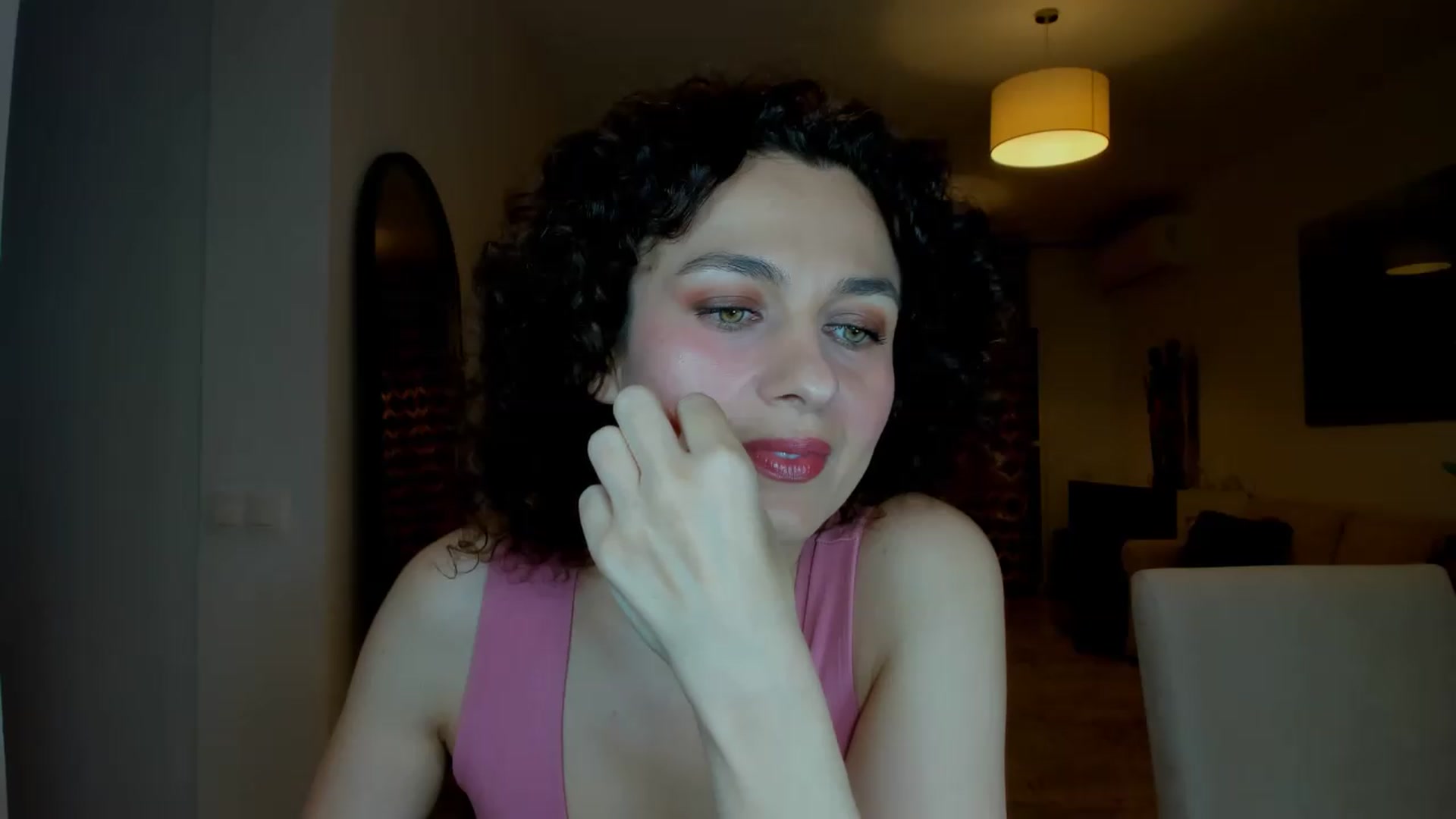 Gallery image thumbnail from KateMirage's myfreecams stream on, 05/15/2026, 20:33 image 15 of 20