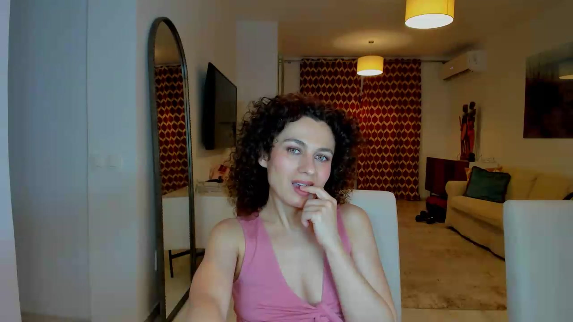Gallery image thumbnail from KateMirage's myfreecams stream on, 05/16/2026, 23:31 image 14 of 20