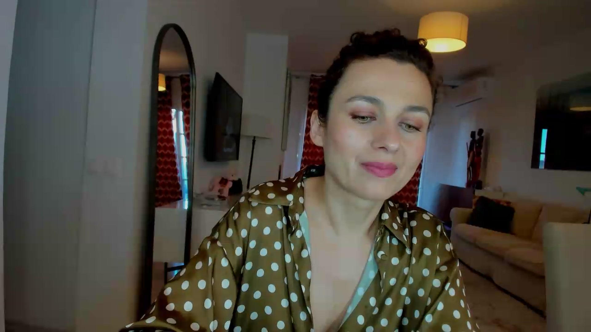 Gallery image thumbnail from KateMirage's myfreecams stream on, 05/21/2026, 17:52 image 6 of 20