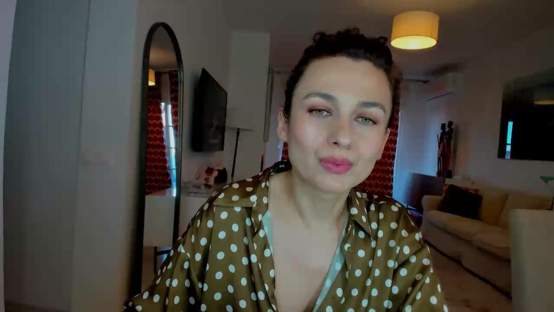 Gallery image thumbnail from KateMirage's myfreecams stream on, 05/21/2026, 17:52 image 5 of 20