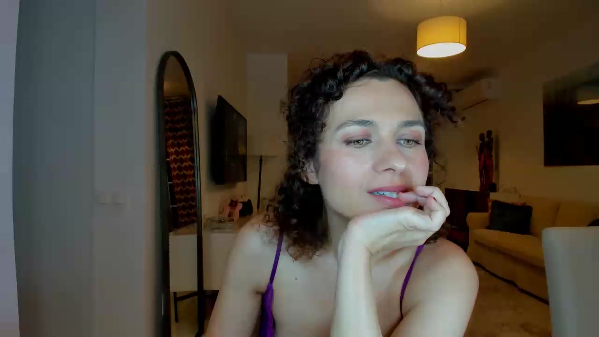 Gallery image thumbnail from KateMirage's myfreecams stream on, 05/22/2026, 22:21 image 14 of 20