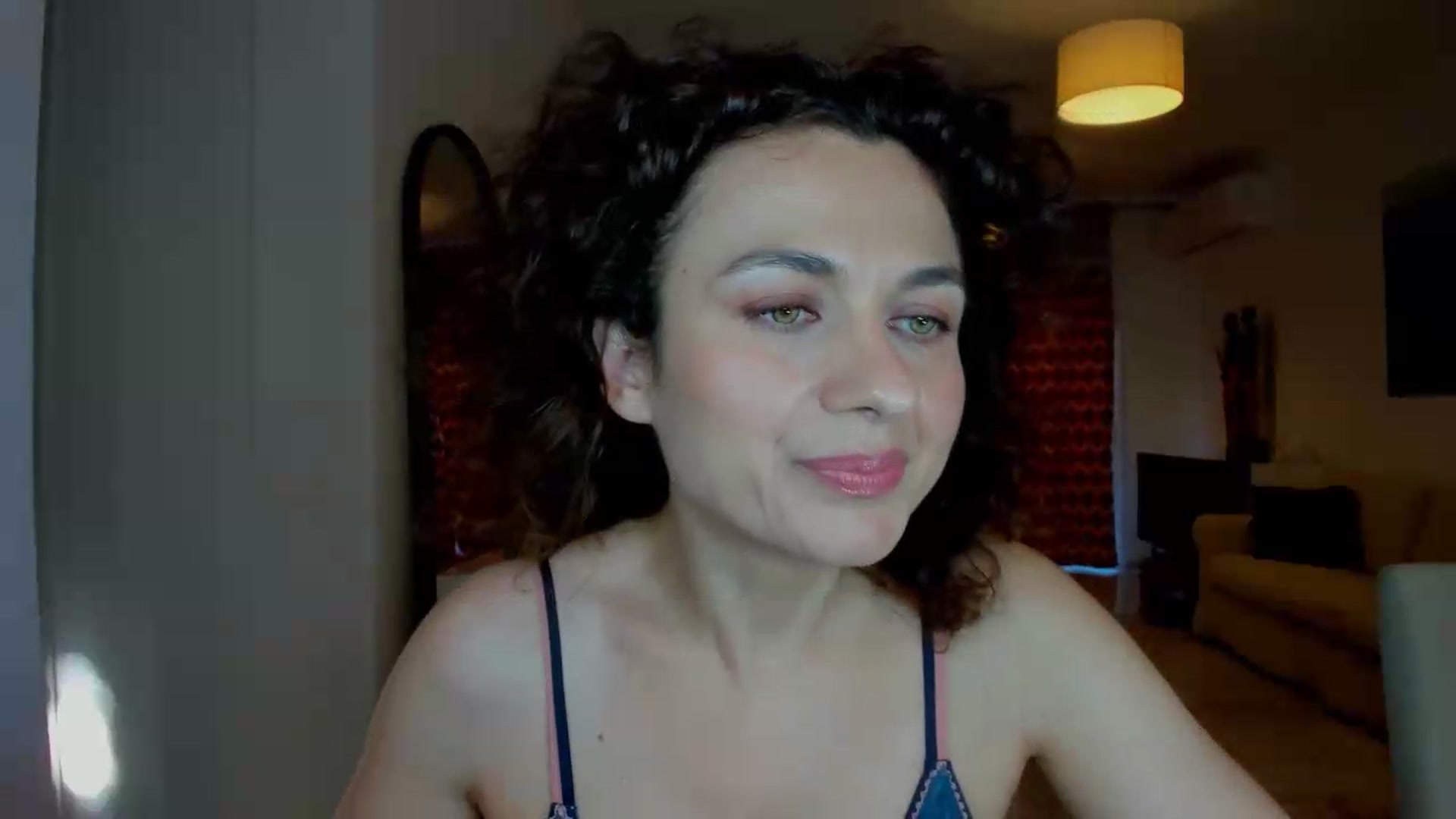Gallery image thumbnail from KateMirage's myfreecams stream on, 05/28/2026, 18:37 image 9 of 20