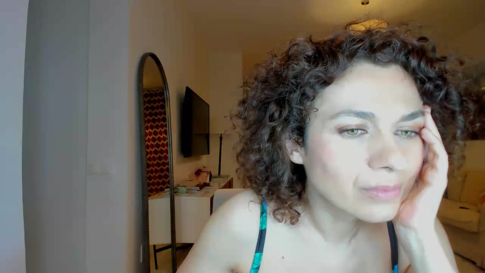 Gallery image thumbnail from KateMirage's myfreecams stream on, 06/14/2026, 21:32 image 19 of 20