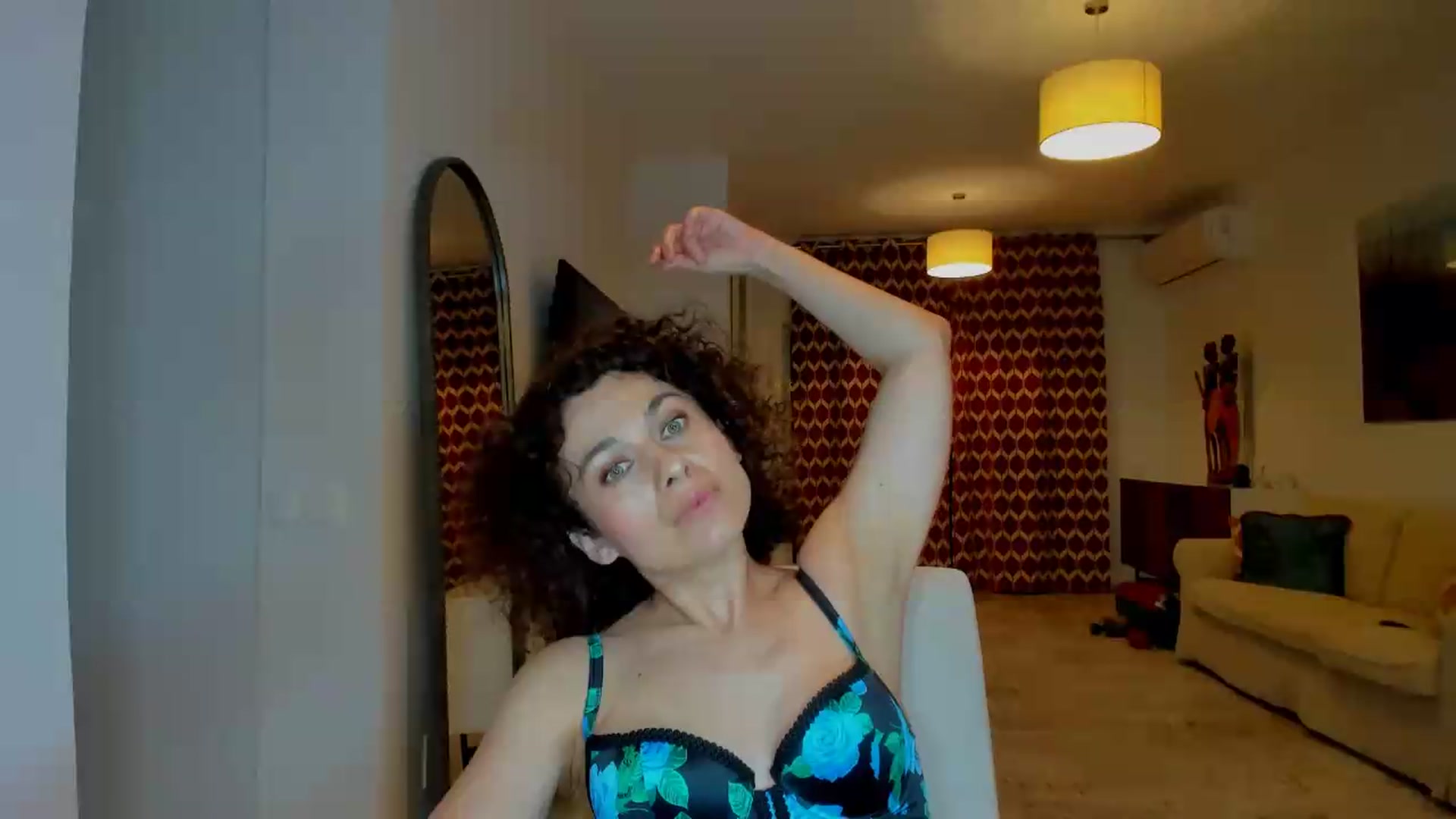 Gallery image thumbnail from KateMirage's myfreecams stream on, 06/14/2026, 21:32 image 17 of 20