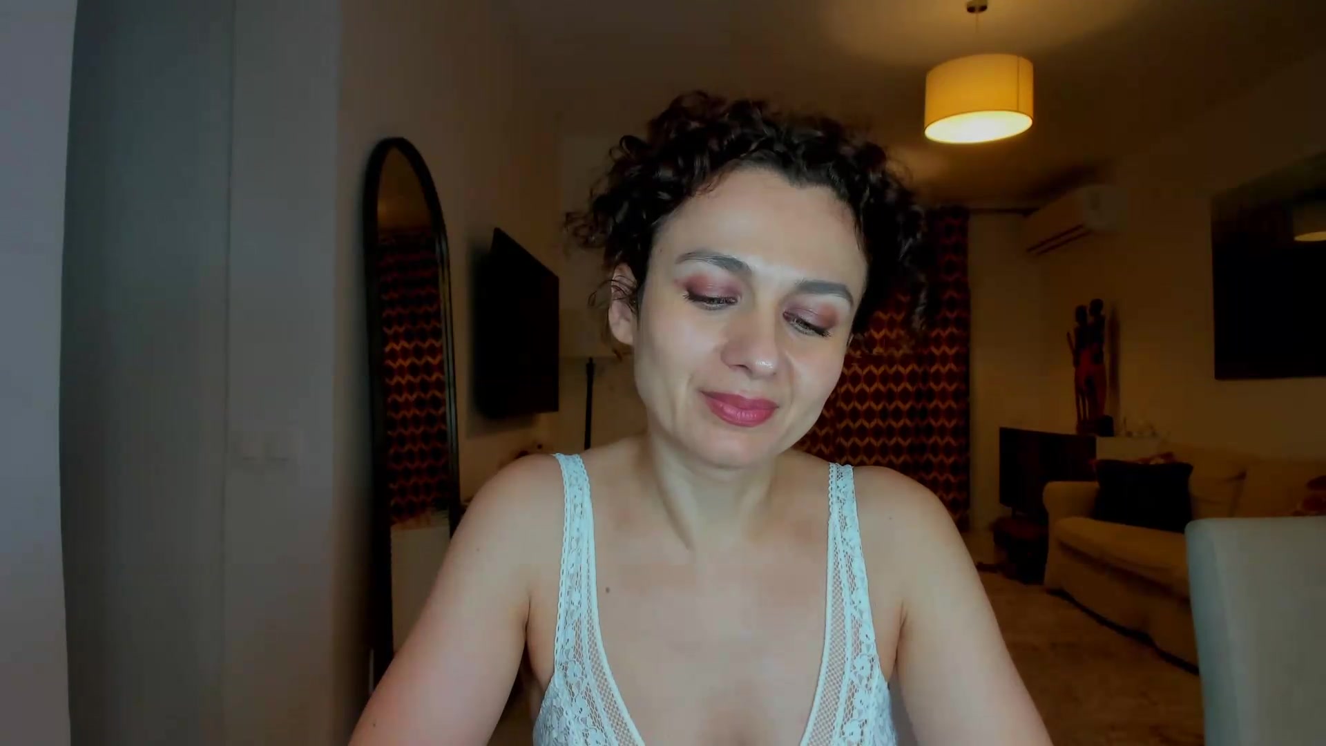 Gallery image thumbnail from KateMirage's myfreecams stream on, 06/21/2026, 21:40 image 12 of 20