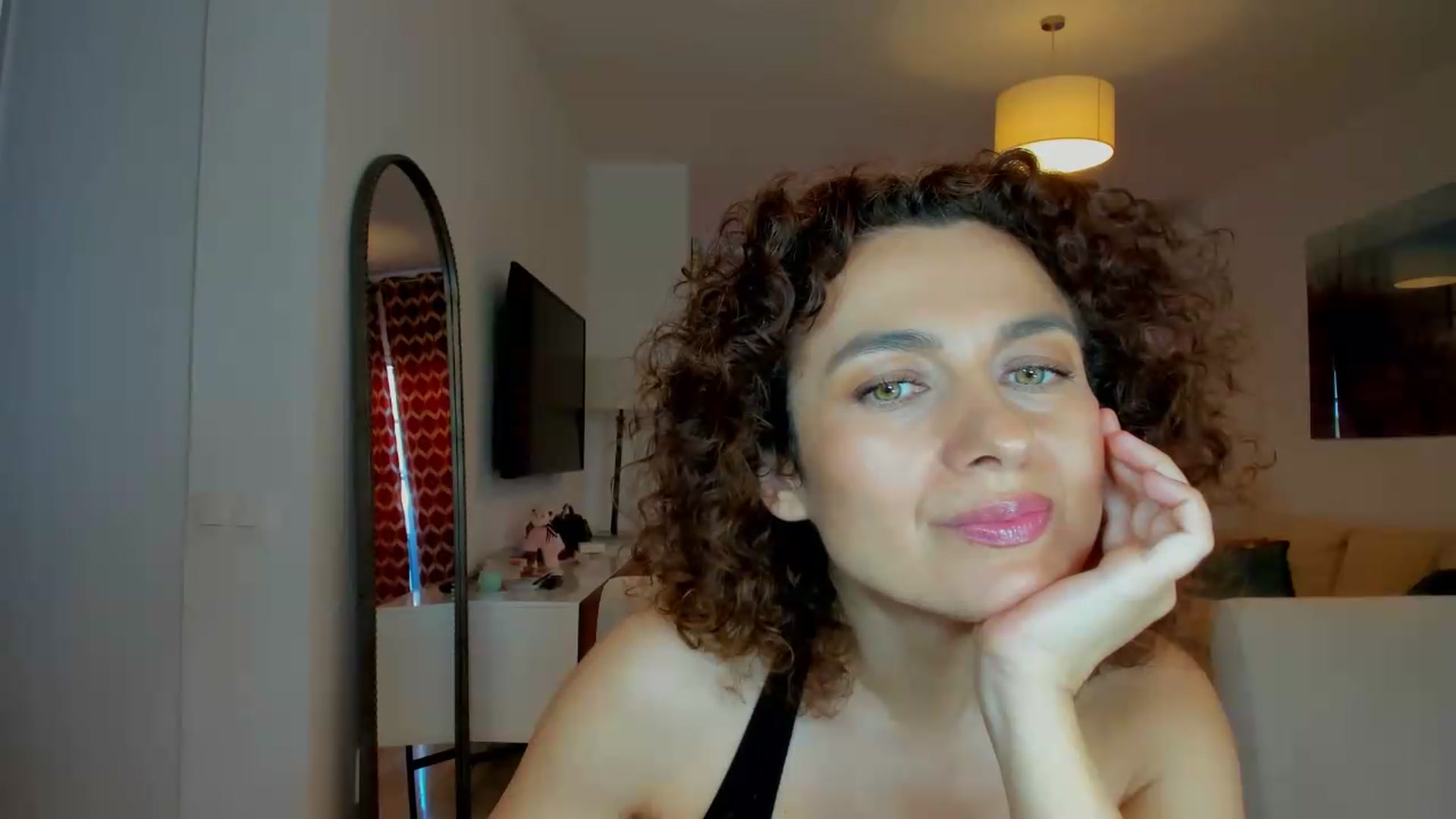 Gallery image thumbnail from KateMirage's myfreecams stream on, 07/03/2026, 16:40 image 14 of 20