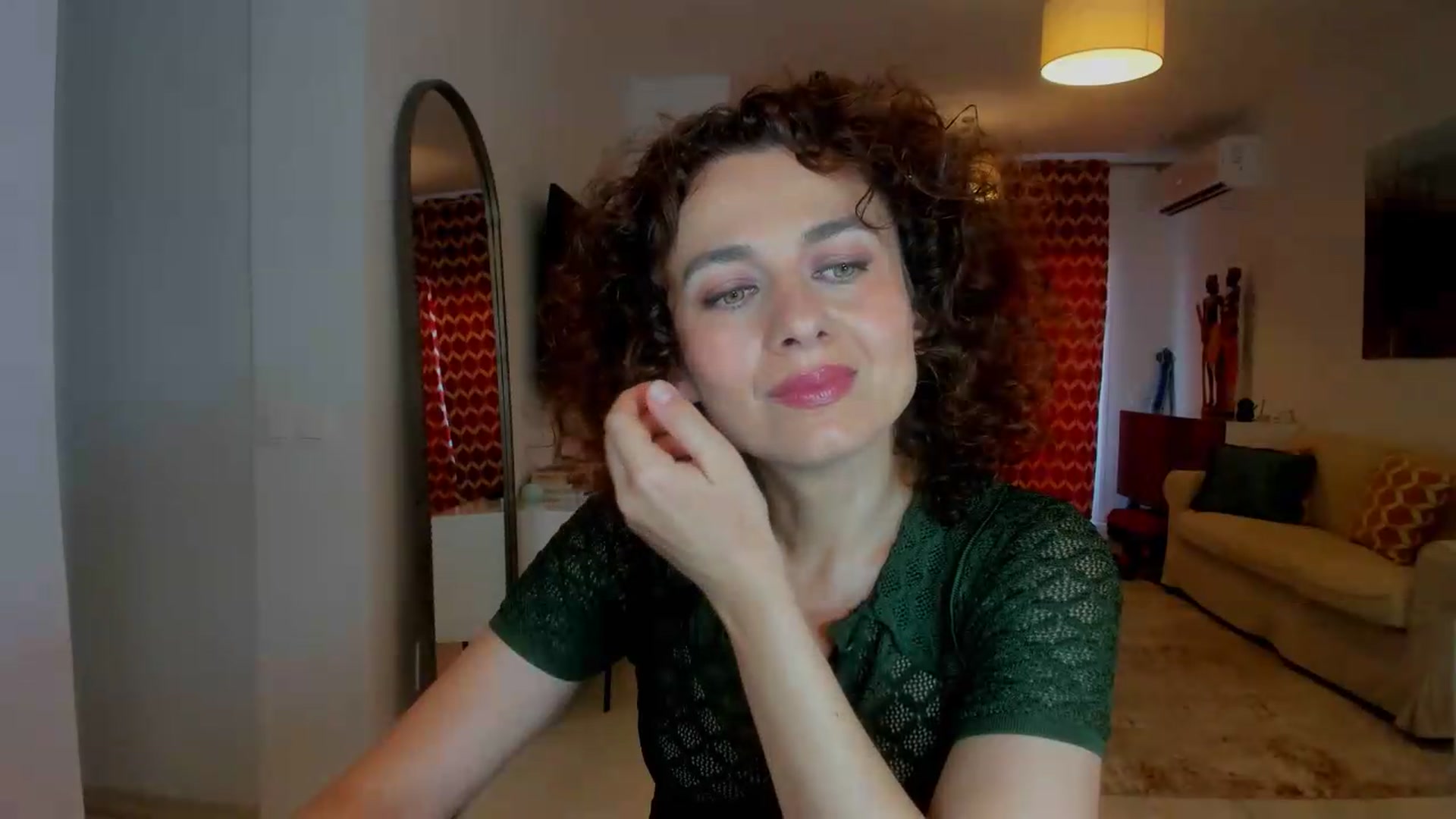 Gallery image thumbnail from KateMirage's myfreecams stream on, 07/16/2026, 17:38 image 19 of 20