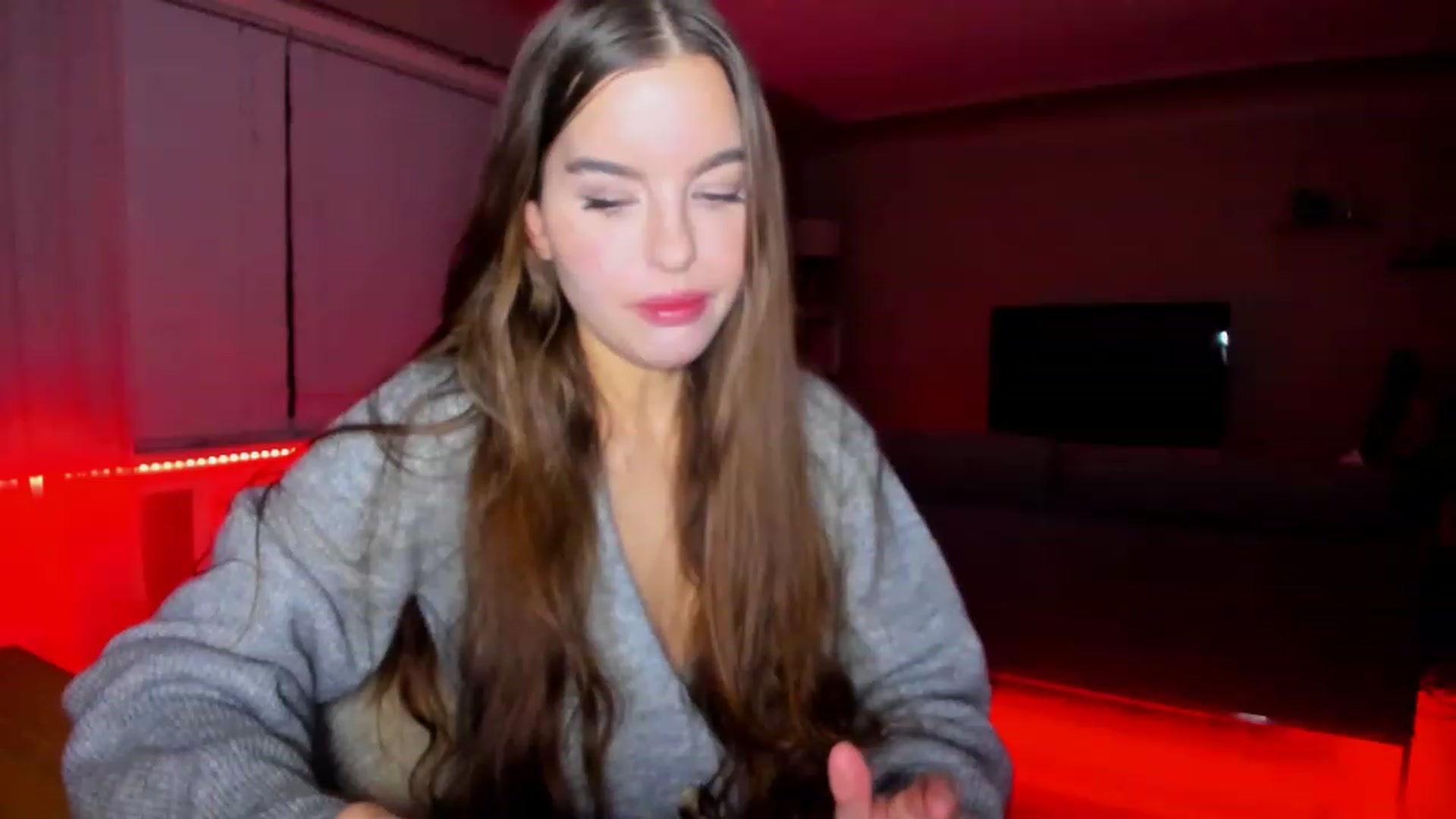 Gallery image thumbnail from KateNova's myfreecams stream on, 01/05/2023, 07:01 image 2 of 20