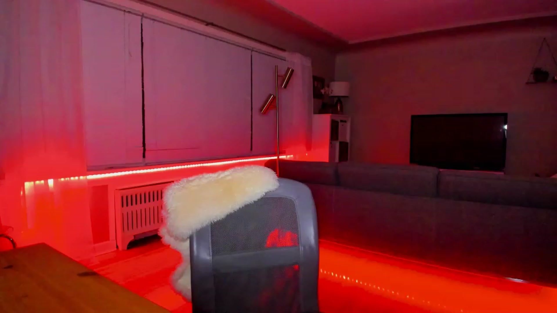 Gallery image thumbnail from KateNova's myfreecams stream on, 01/05/2023, 08:46 image 11 of 20
