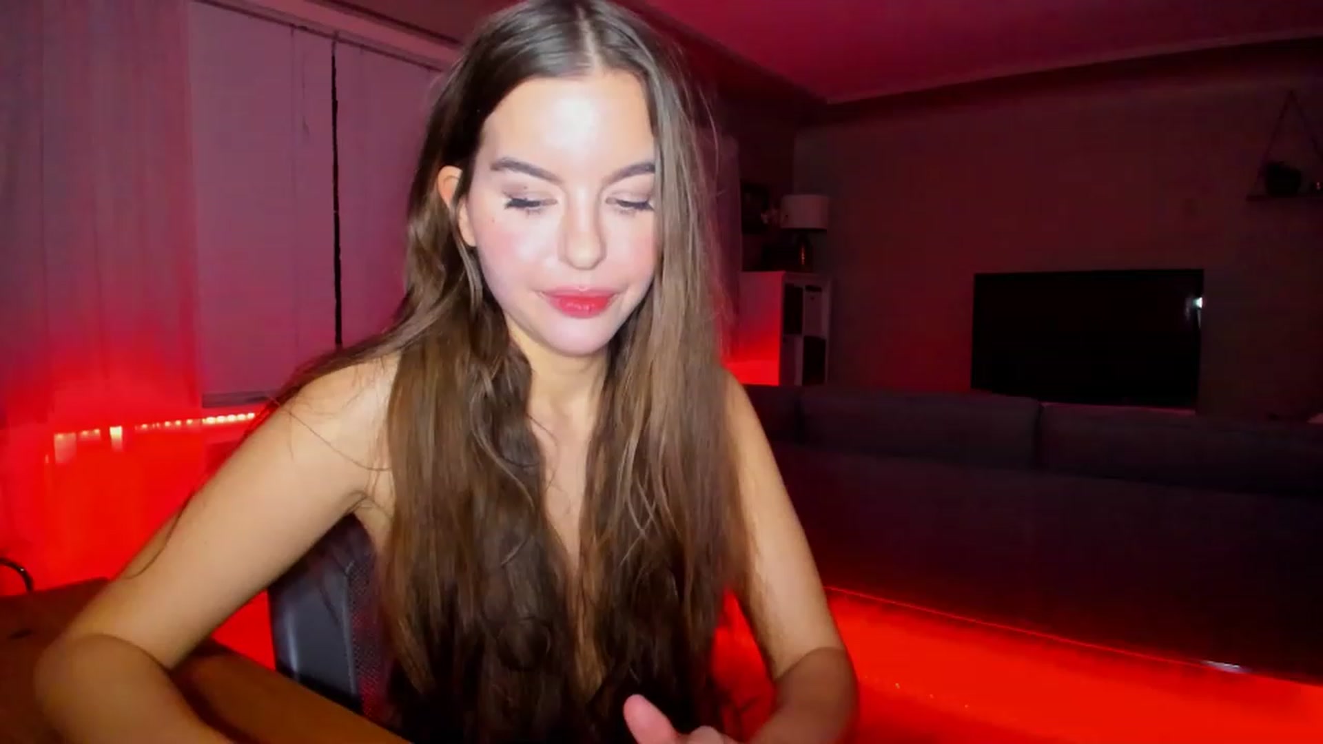 Gallery image thumbnail from KateNova's myfreecams stream on, 01/05/2023, 08:46 image 14 of 20