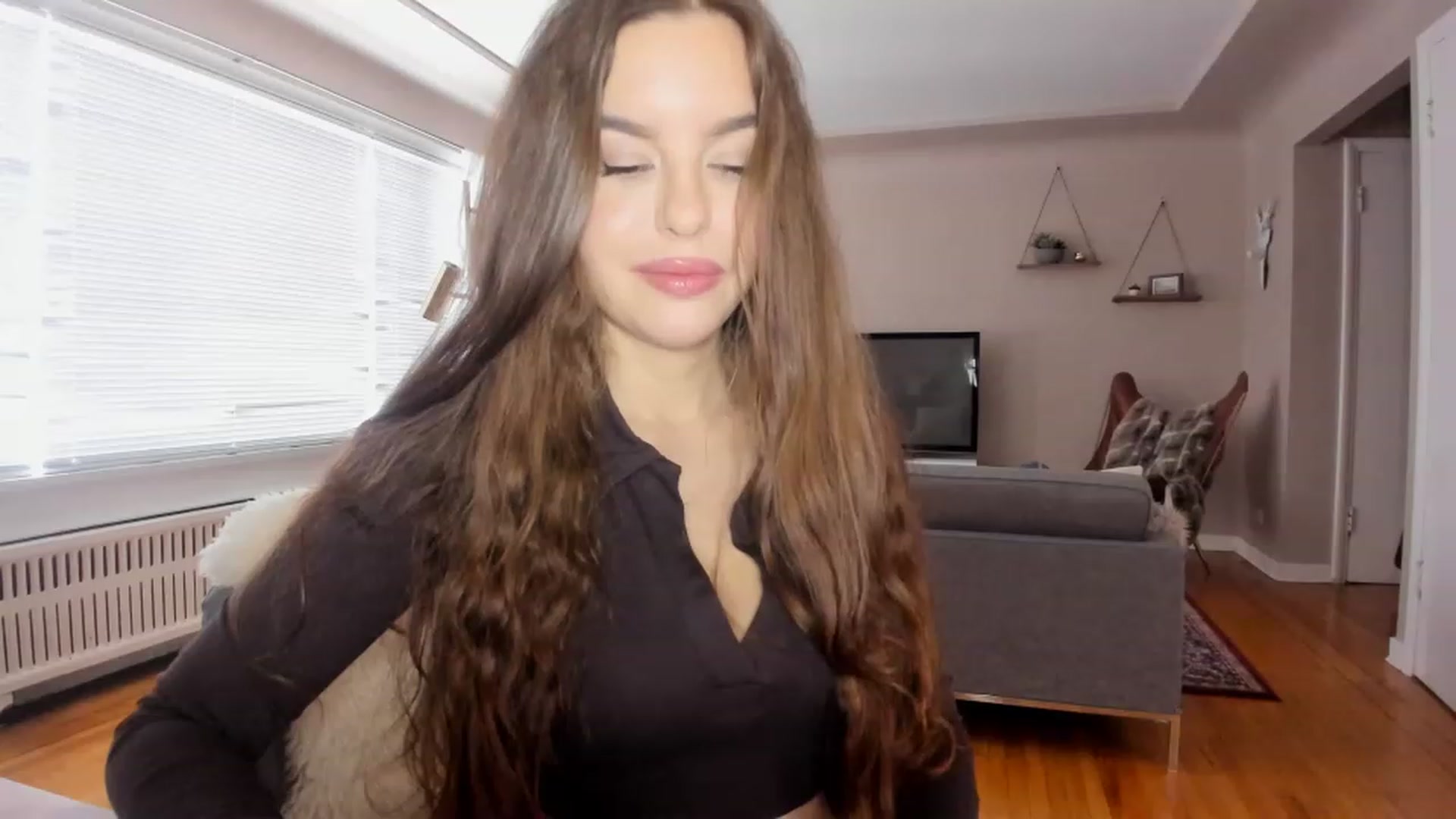 Gallery image thumbnail from KateNova's myfreecams stream on, 01/31/2023, 20:32 image 11 of 20