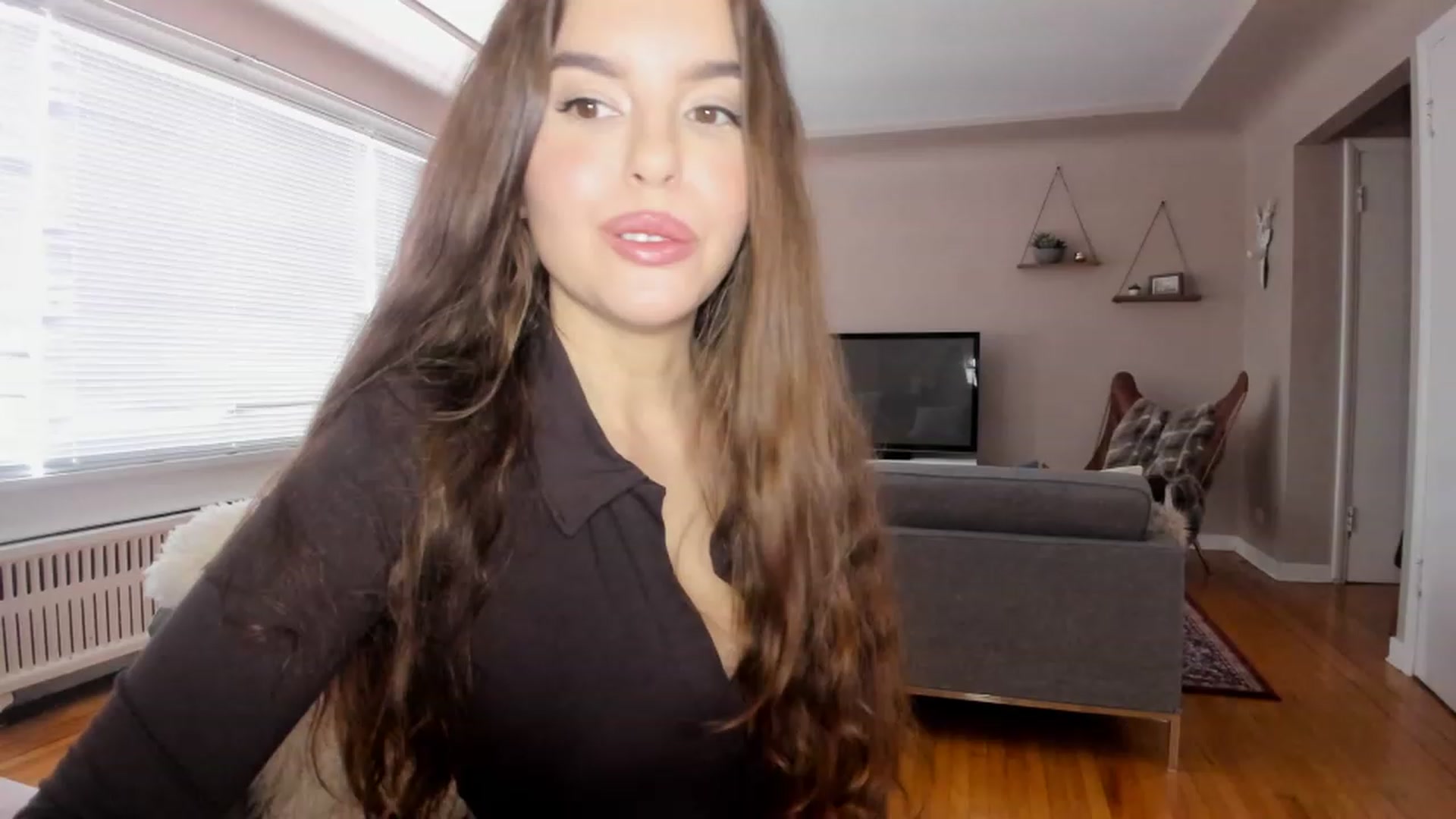 Gallery image thumbnail from KateNova's myfreecams stream on, 01/31/2023, 20:32 image 17 of 20