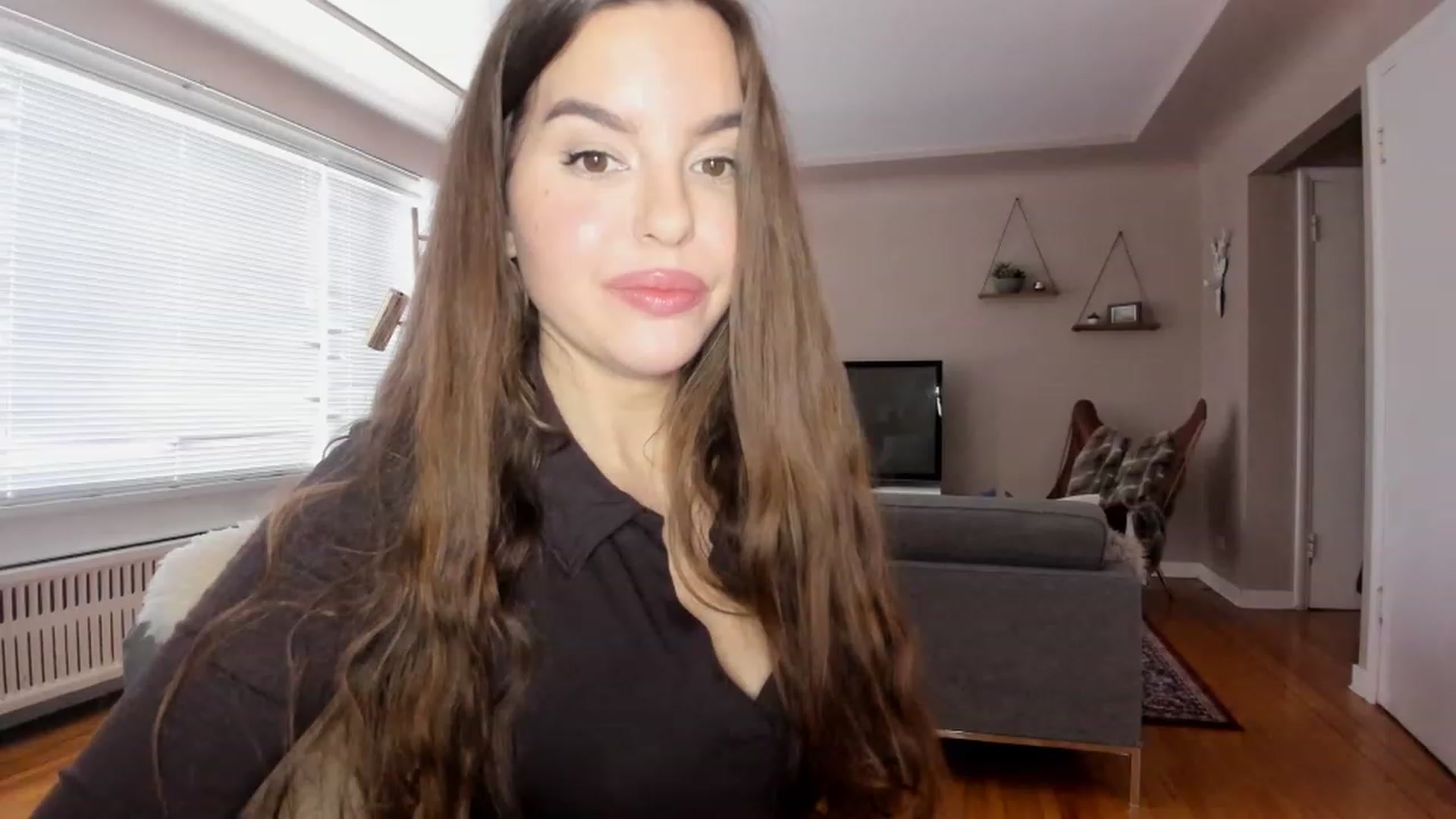 Gallery image thumbnail from KateNova's myfreecams stream on, 01/31/2023, 21:32 image 7 of 20