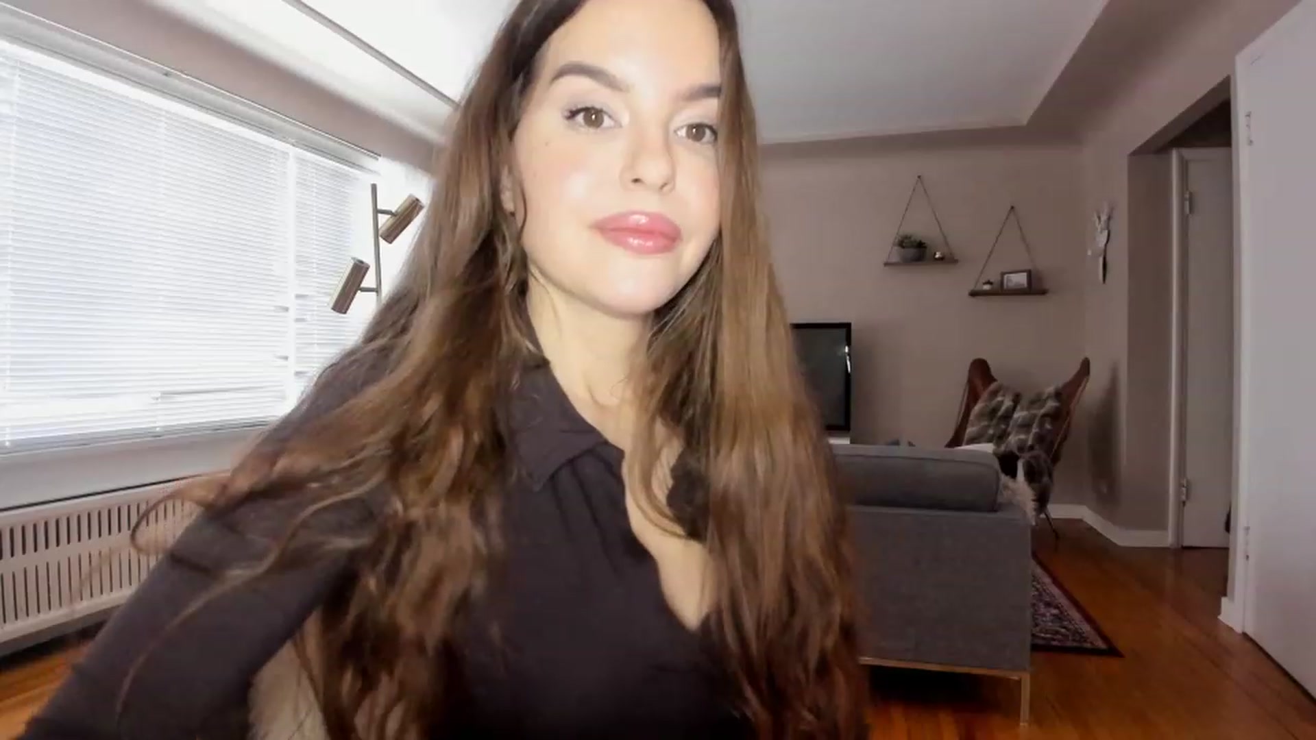 Gallery image thumbnail from KateNova's myfreecams stream on, 01/31/2023, 21:32 image 5 of 20