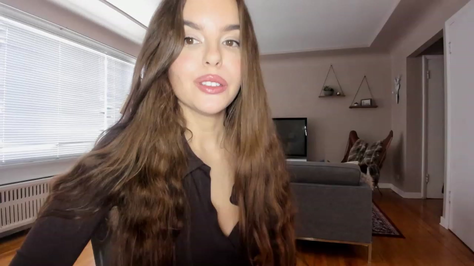 Gallery image thumbnail from KateNova's myfreecams stream on, 01/31/2023, 21:32 image 9 of 20