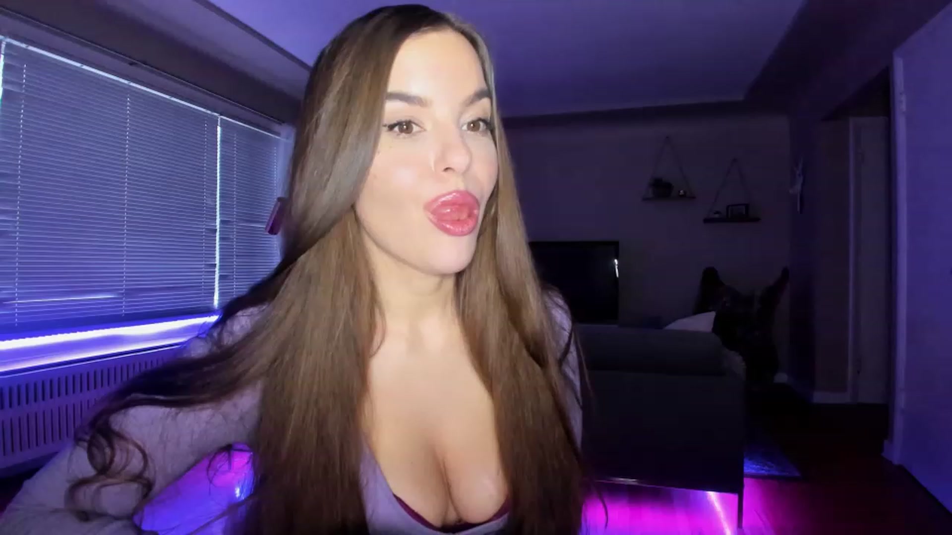 Gallery image thumbnail from KateNova's myfreecams stream on, 02/26/2023, 02:12 image 2 of 20