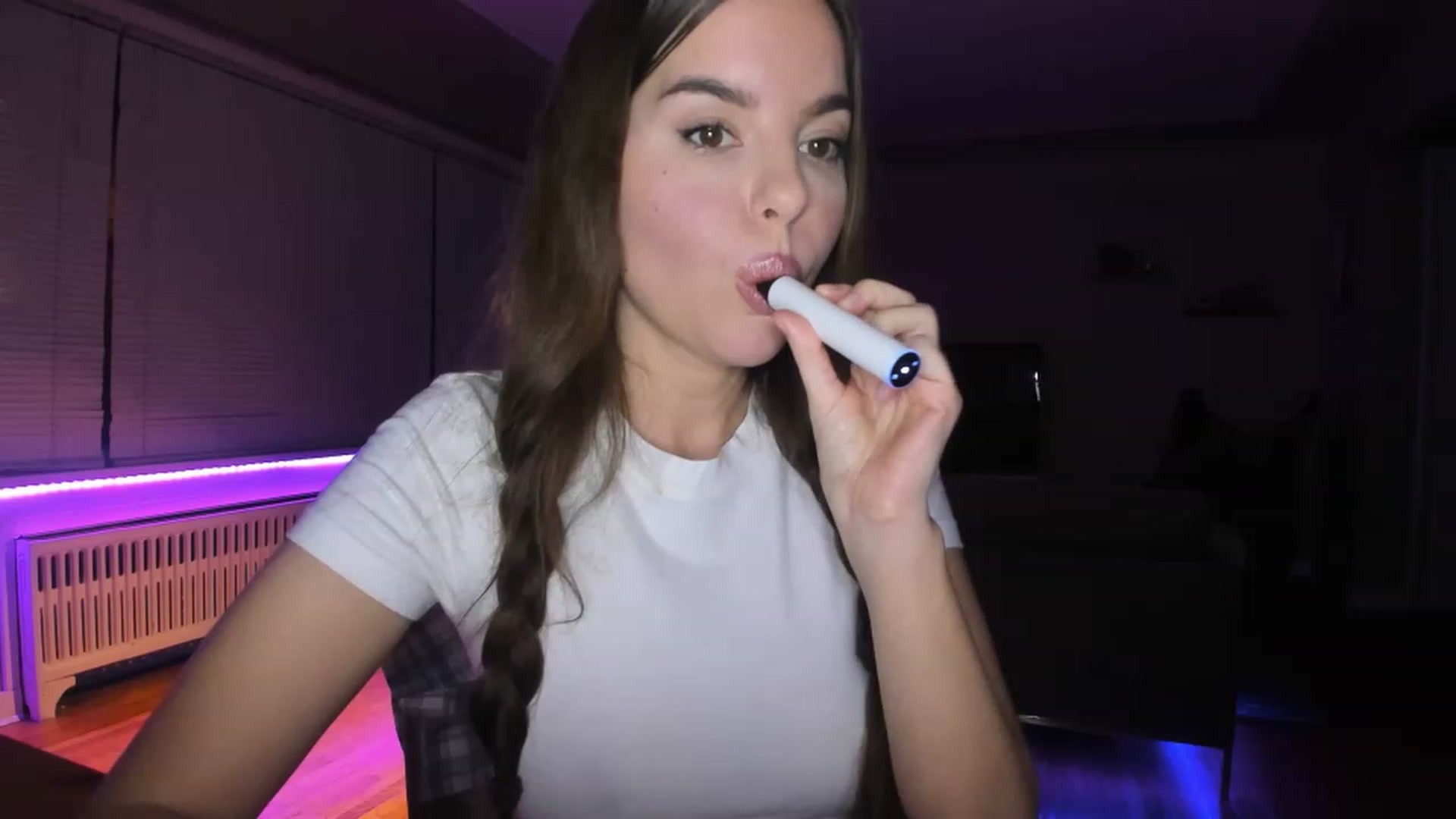 Gallery image thumbnail from KateNova's myfreecams stream on, 02/28/2023, 05:27 image 19 of 20