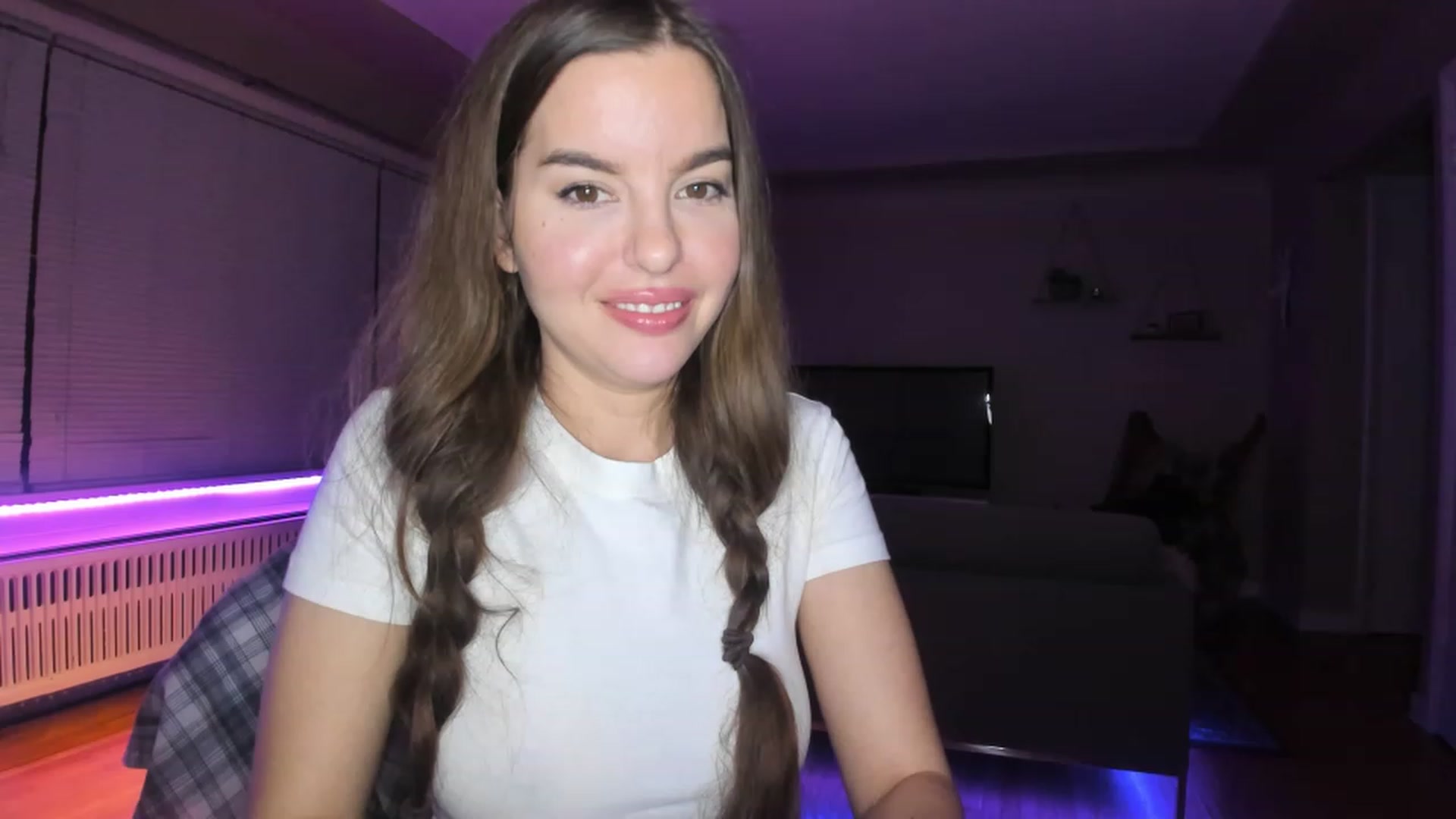 Gallery image thumbnail from KateNova's myfreecams stream on, 02/28/2023, 08:12 image 5 of 20