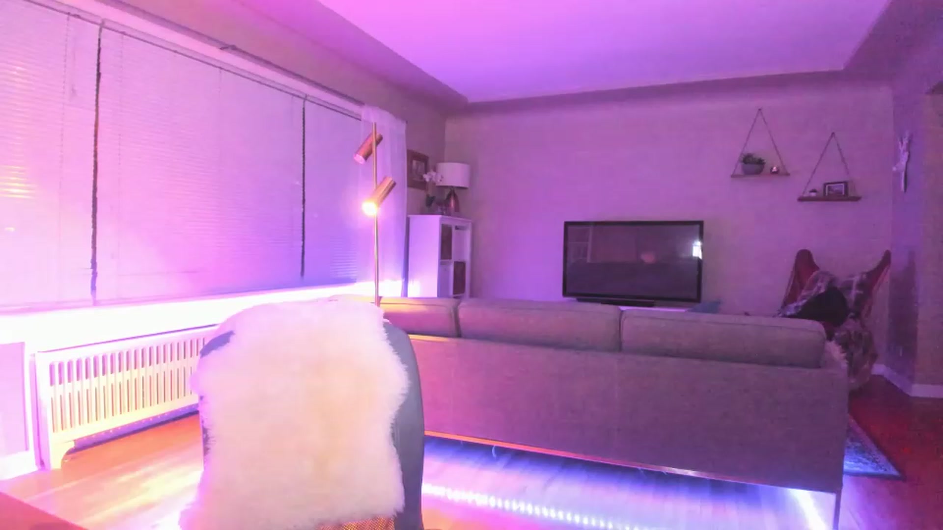 Gallery image thumbnail from KateNova's myfreecams stream on, 03/01/2023, 06:24 image 11 of 20