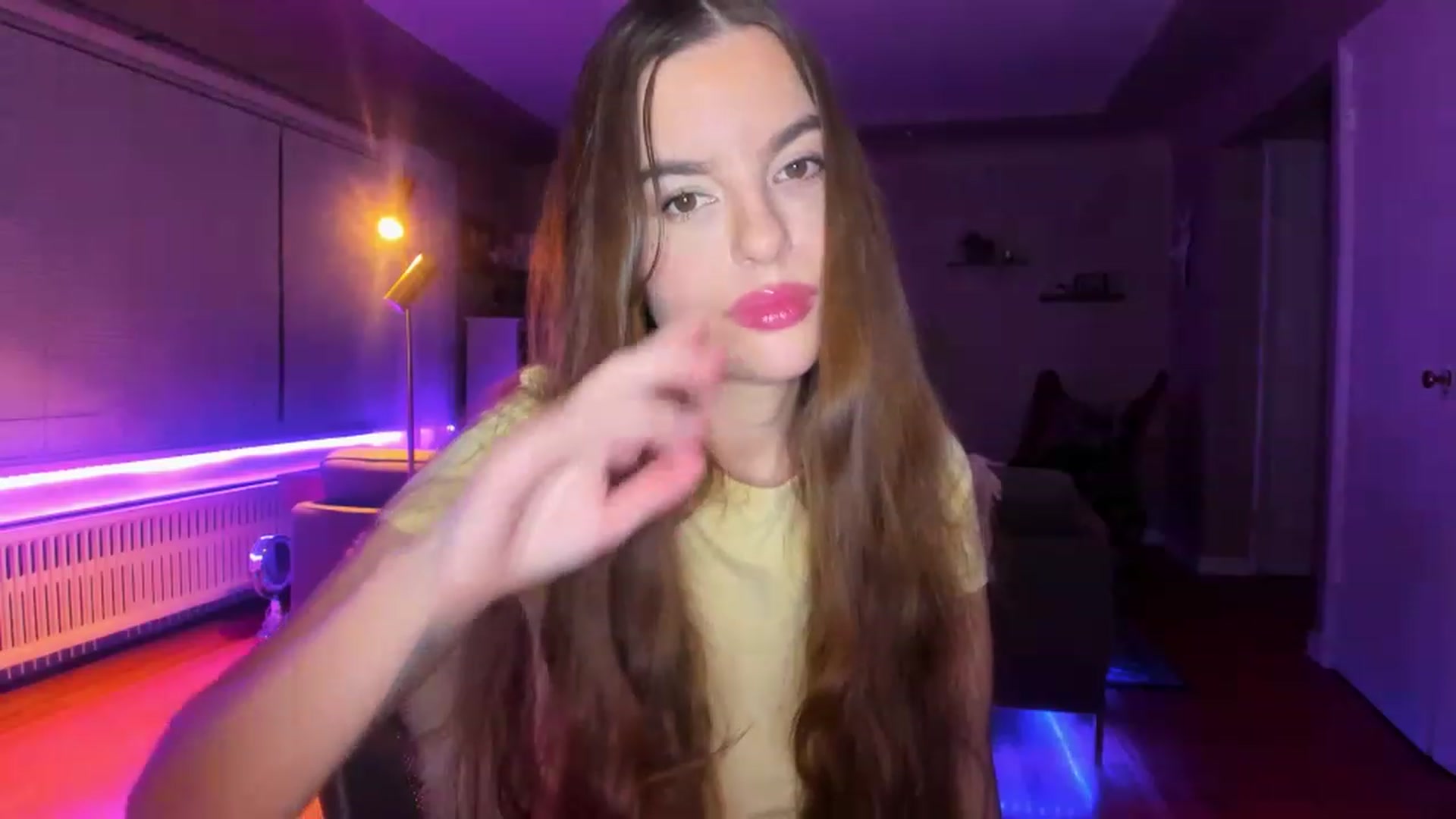 Gallery image thumbnail from KateNova's myfreecams stream on, 03/08/2023, 05:45 image 2 of 20